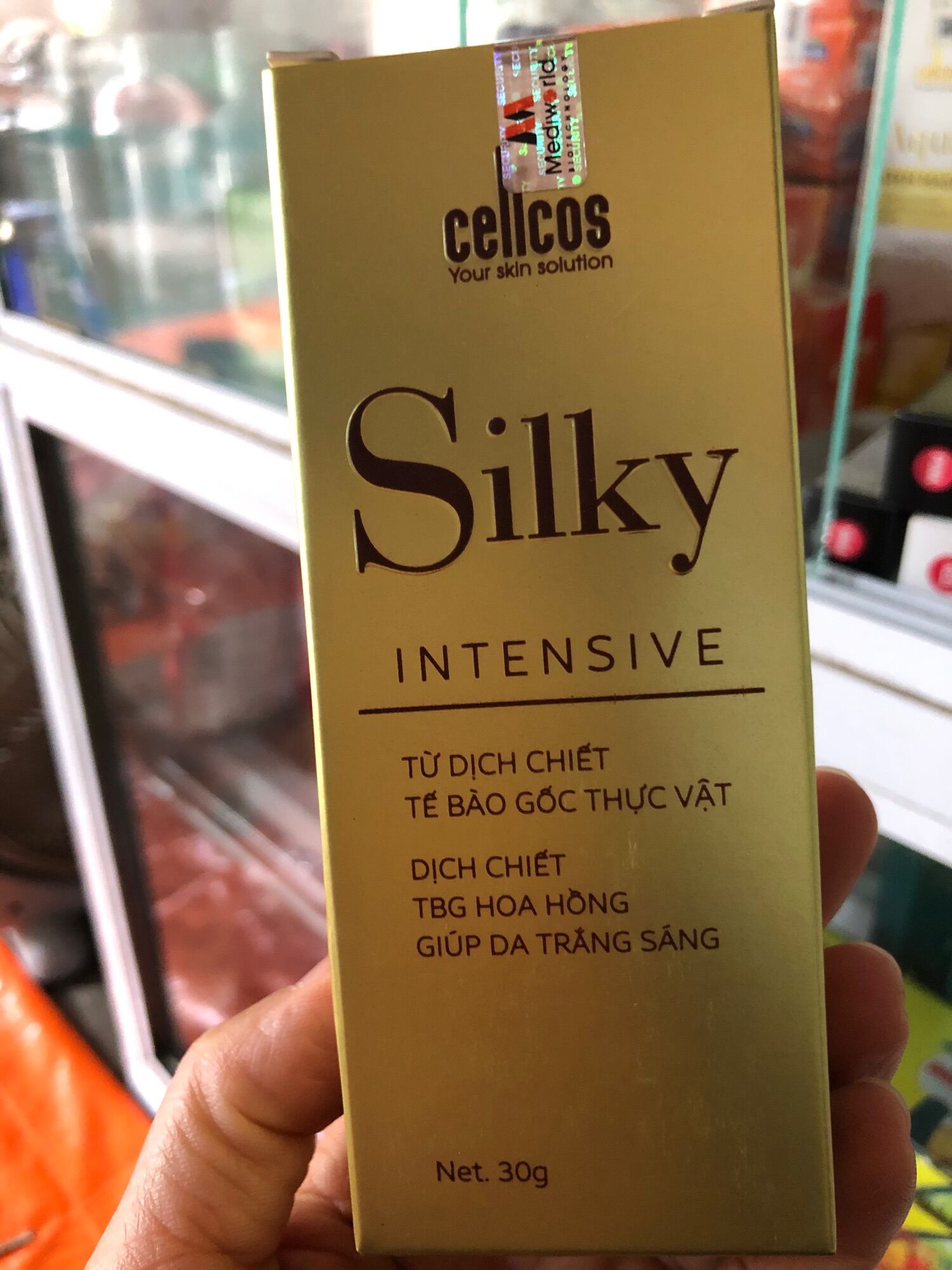 Kem Dưỡng Ẩm Silky Intensive 30g / Mediworld
