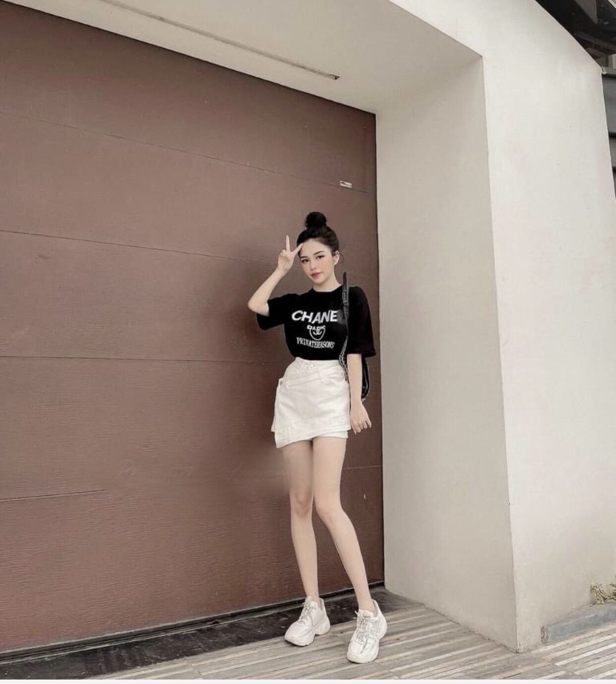 KÈM VIDEO CHÂN VÁY KAKI ĐẮP CHÉO CÁCH ĐIỆU LẠ MẮT ULZZANG. có Size sml Kết hợp mặt được với rất nhiều loại áo thun áo kiểu 40 -55 ký vừa