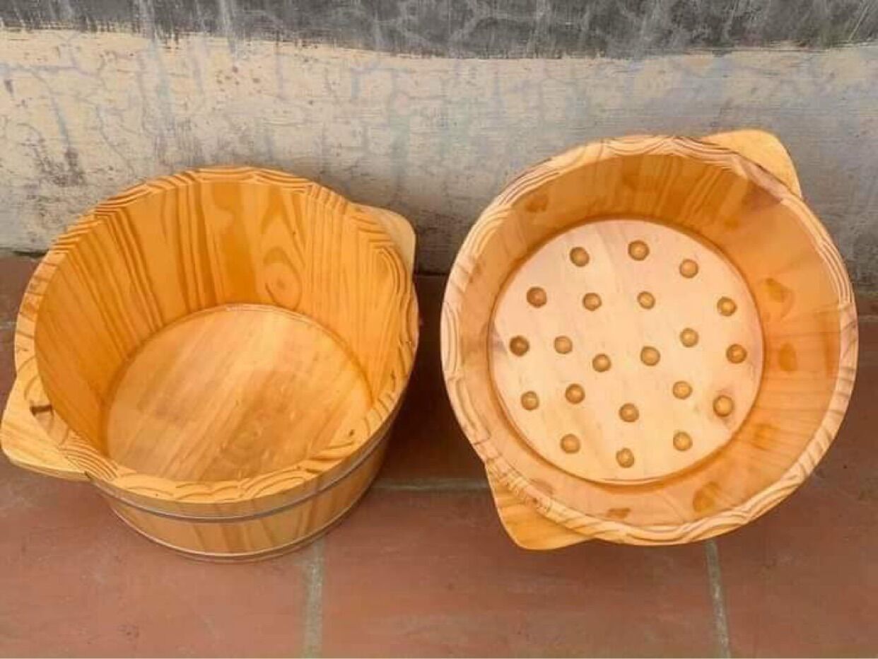 chậu ngâm chân gỗ thông có hạt
