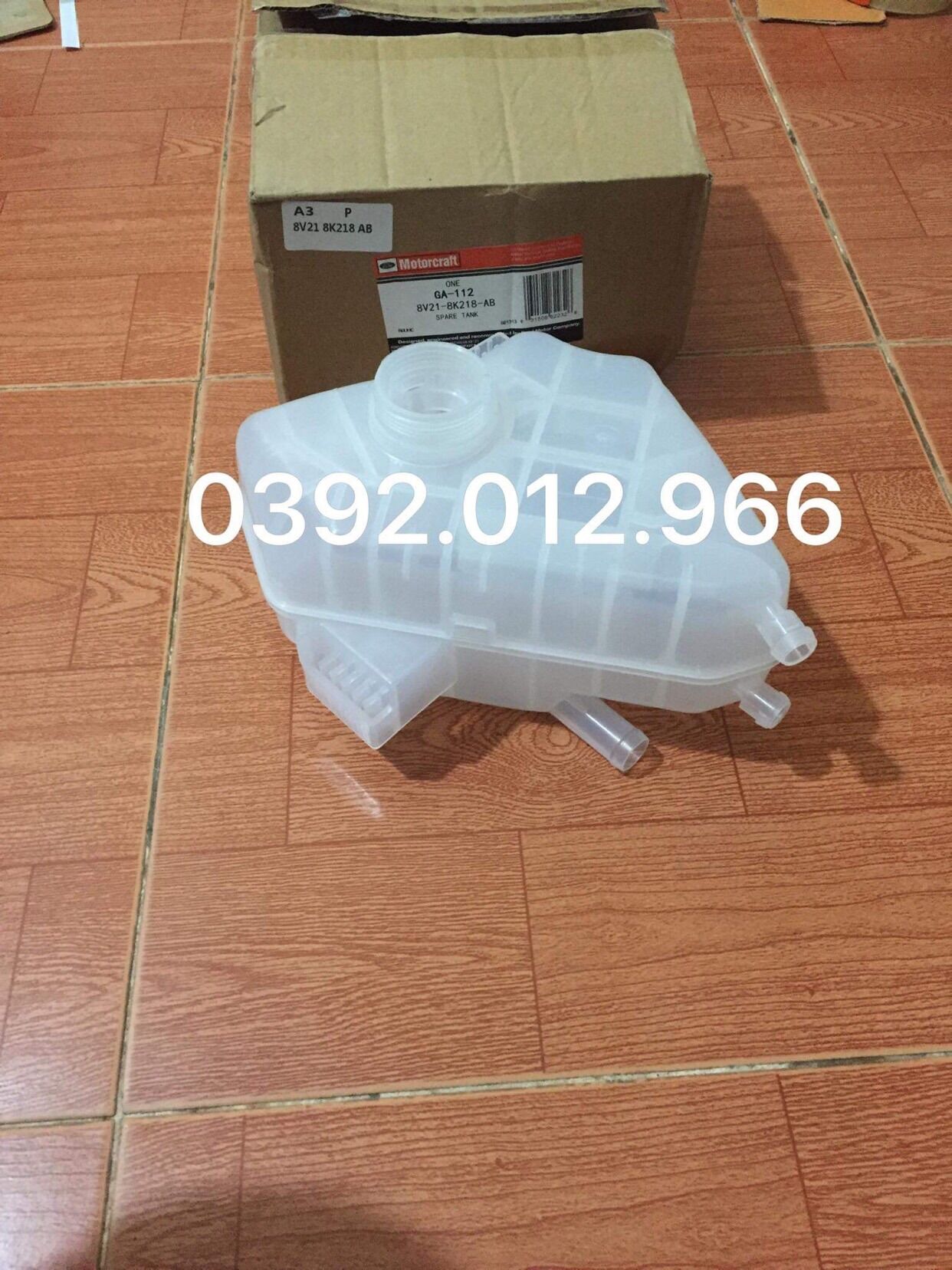 Bình nước phụ ford ecosport, fiesta