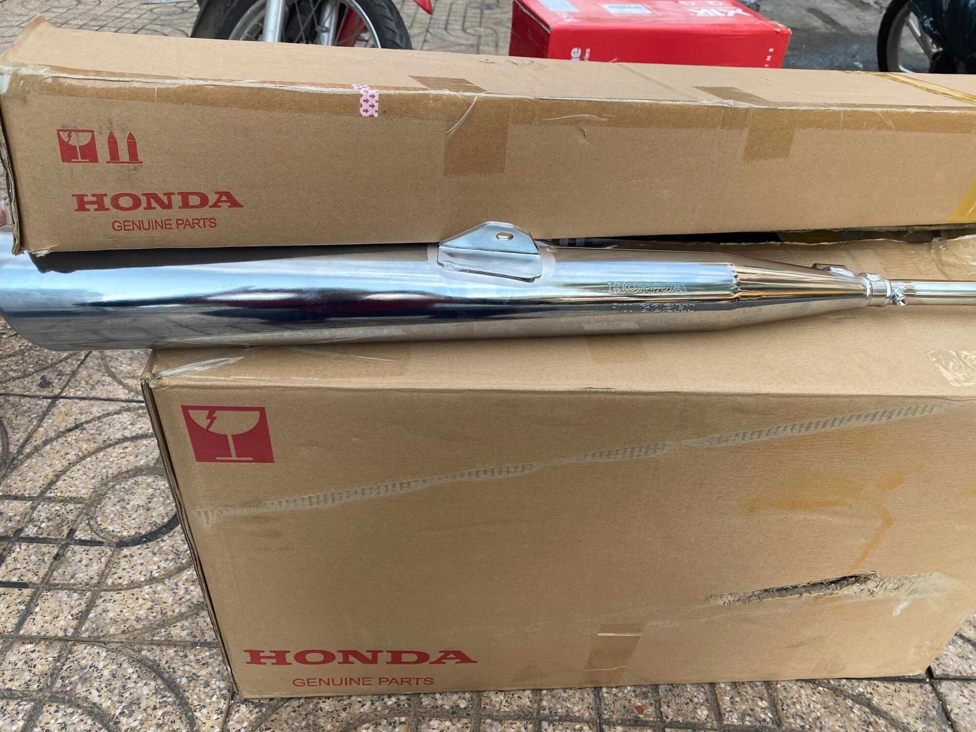 PÔ (ỐNG XÃ) XE MÁY WAVE RS ĐỜI ĐẦU KHÔNG VĨ 🔥CHÍNH HÃNG HONDA VIETNAM🔥