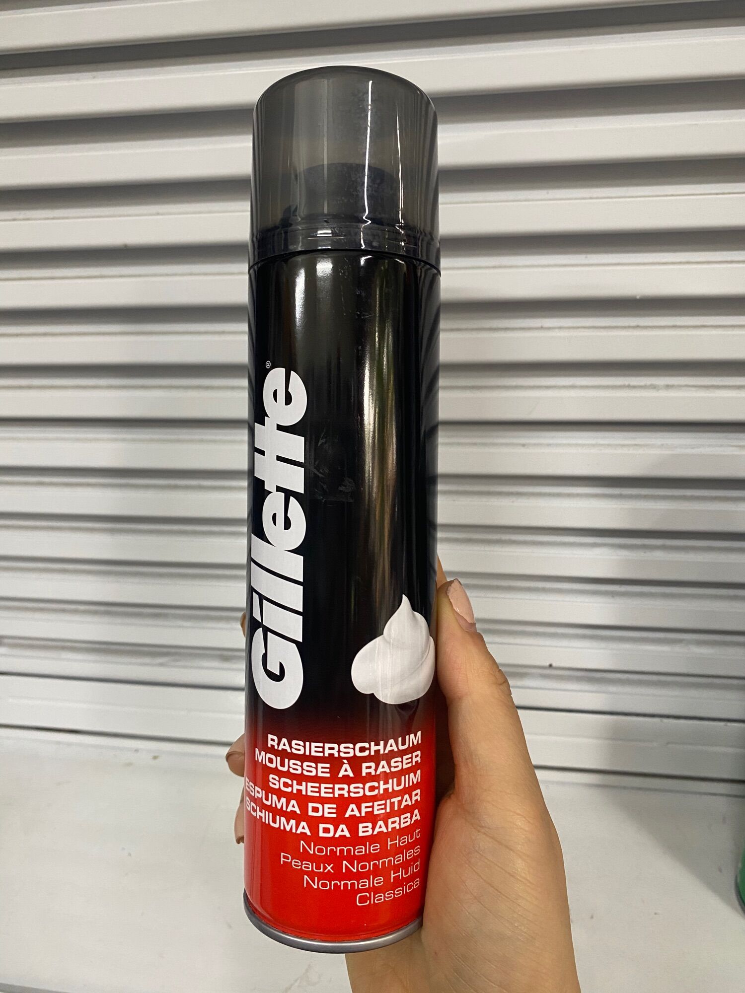 Bọt cạo râu Gillette 300ml