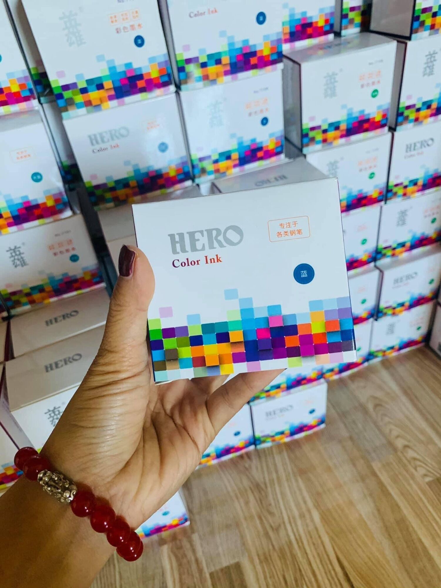 1 hộp mực Hero tím