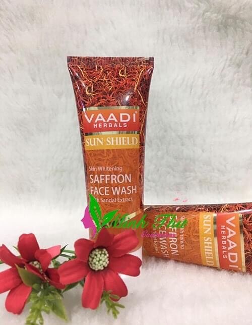 Sữa rửa mặt Saffron Face Wash Vaadi 60ml loại bỏ mụn tinh chất nhụy hoa nghệ tây lành tính
