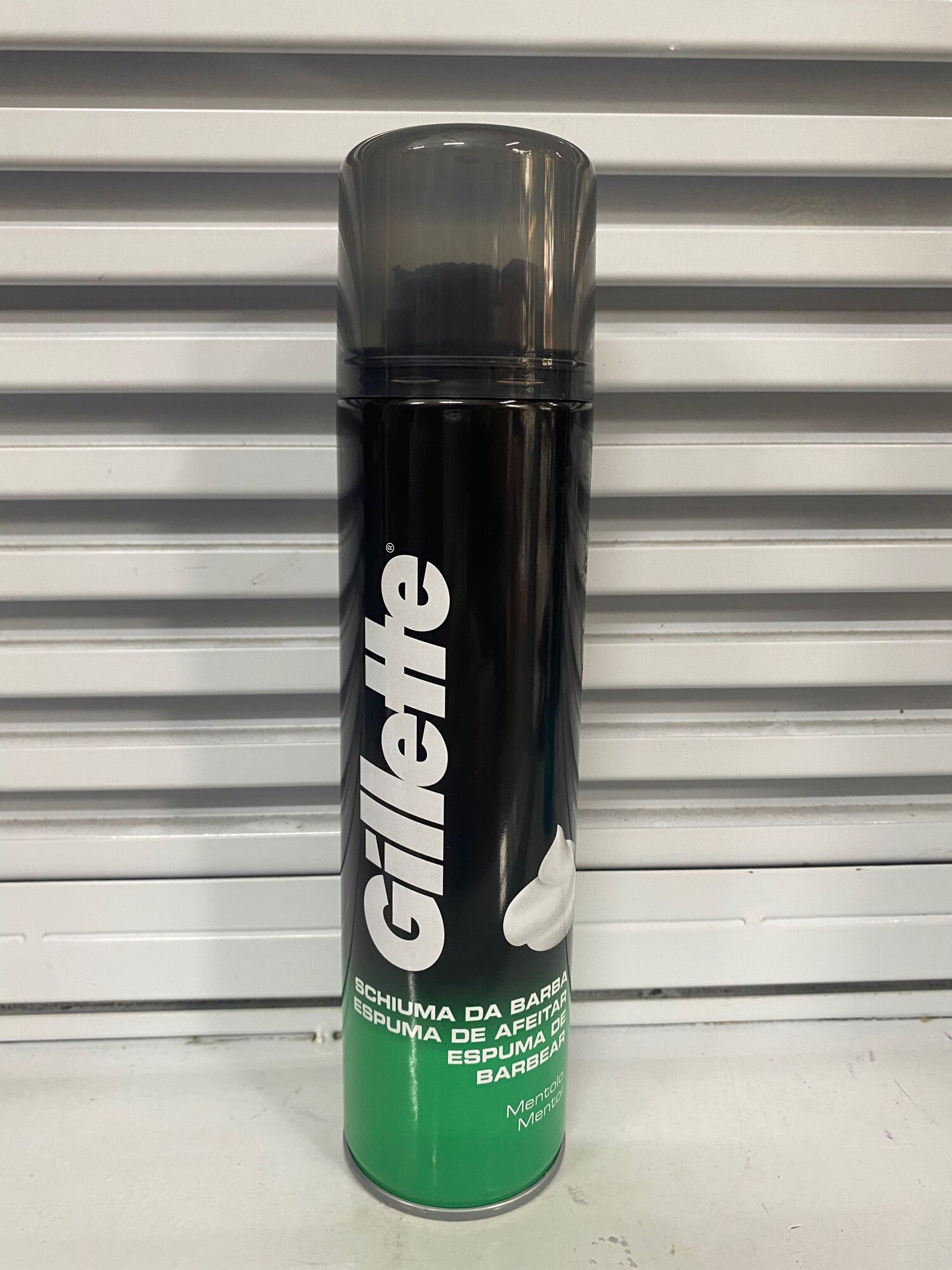 Bọt cạo râu Gillette 300ml