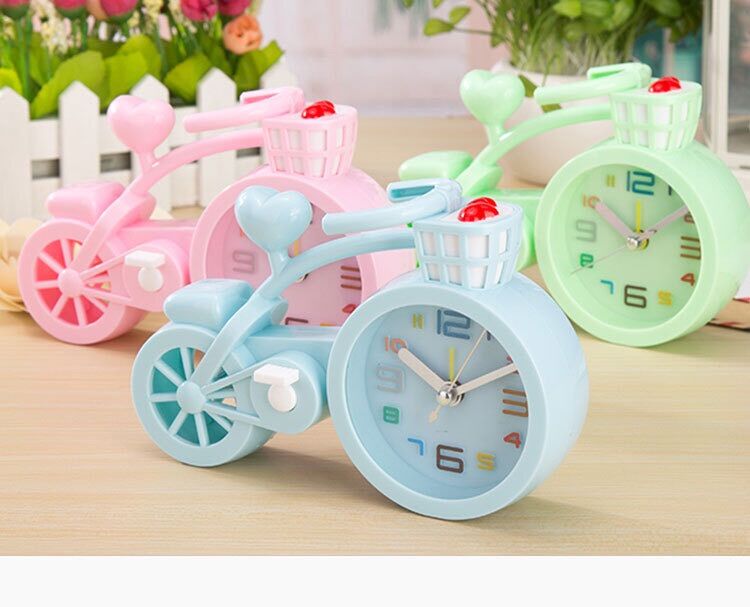 Đồng hồ để bàn hình dáng chiếc xe đạp dễ thương