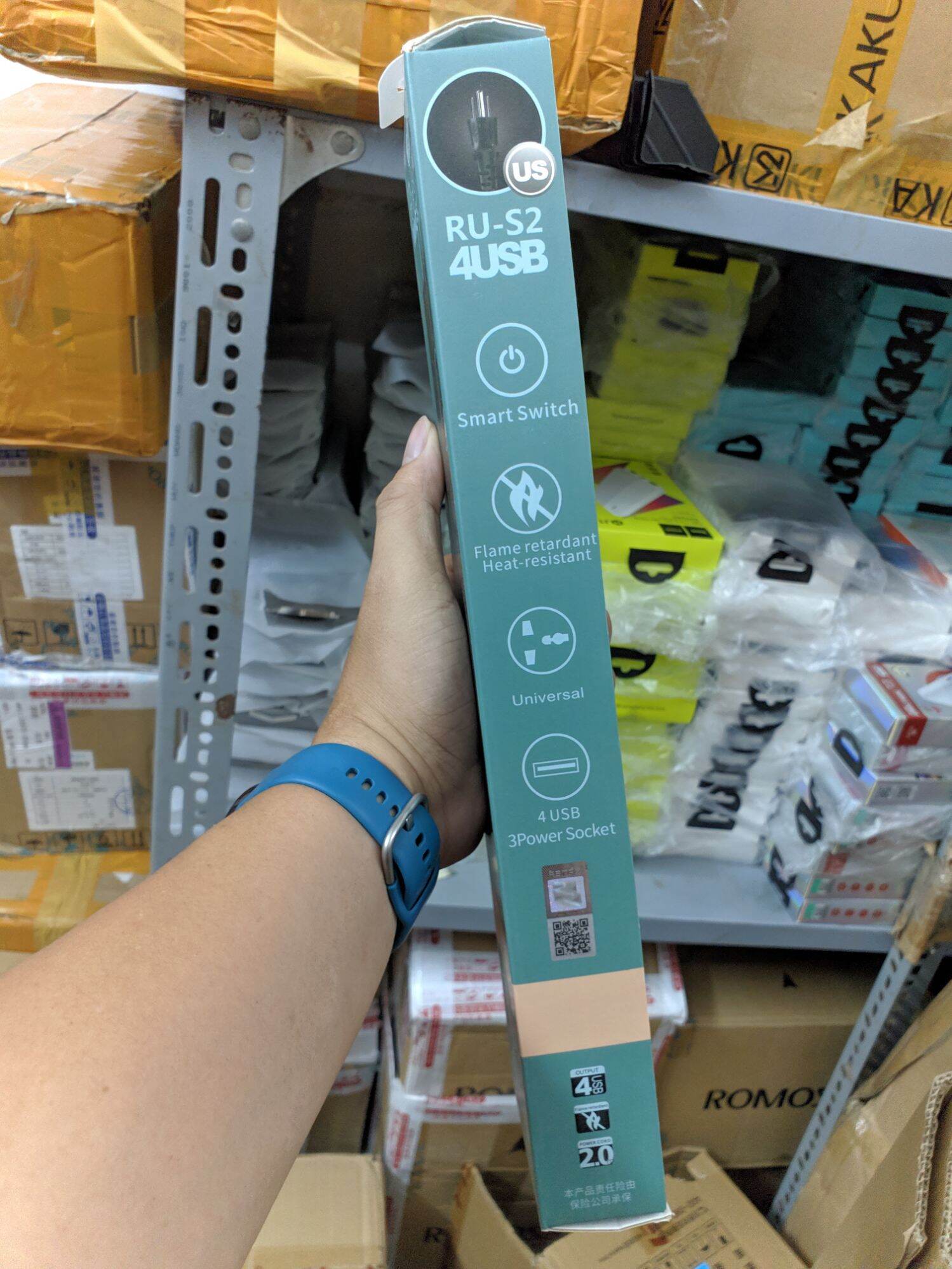 Ổ điện Remax RU-S2 4 cổng sạc USB