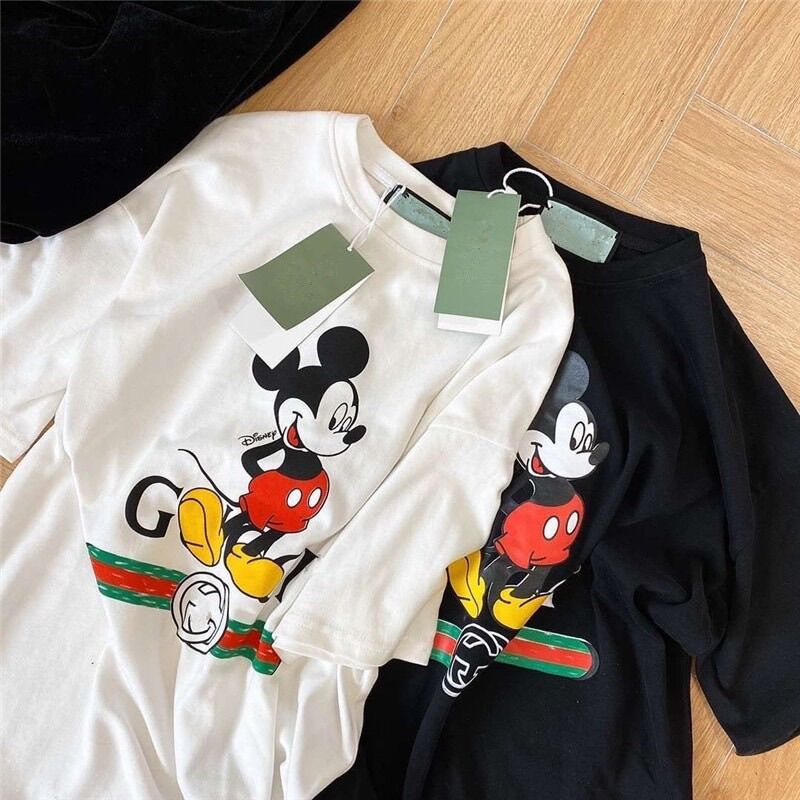 Áo thun chuột Mickey màu đen