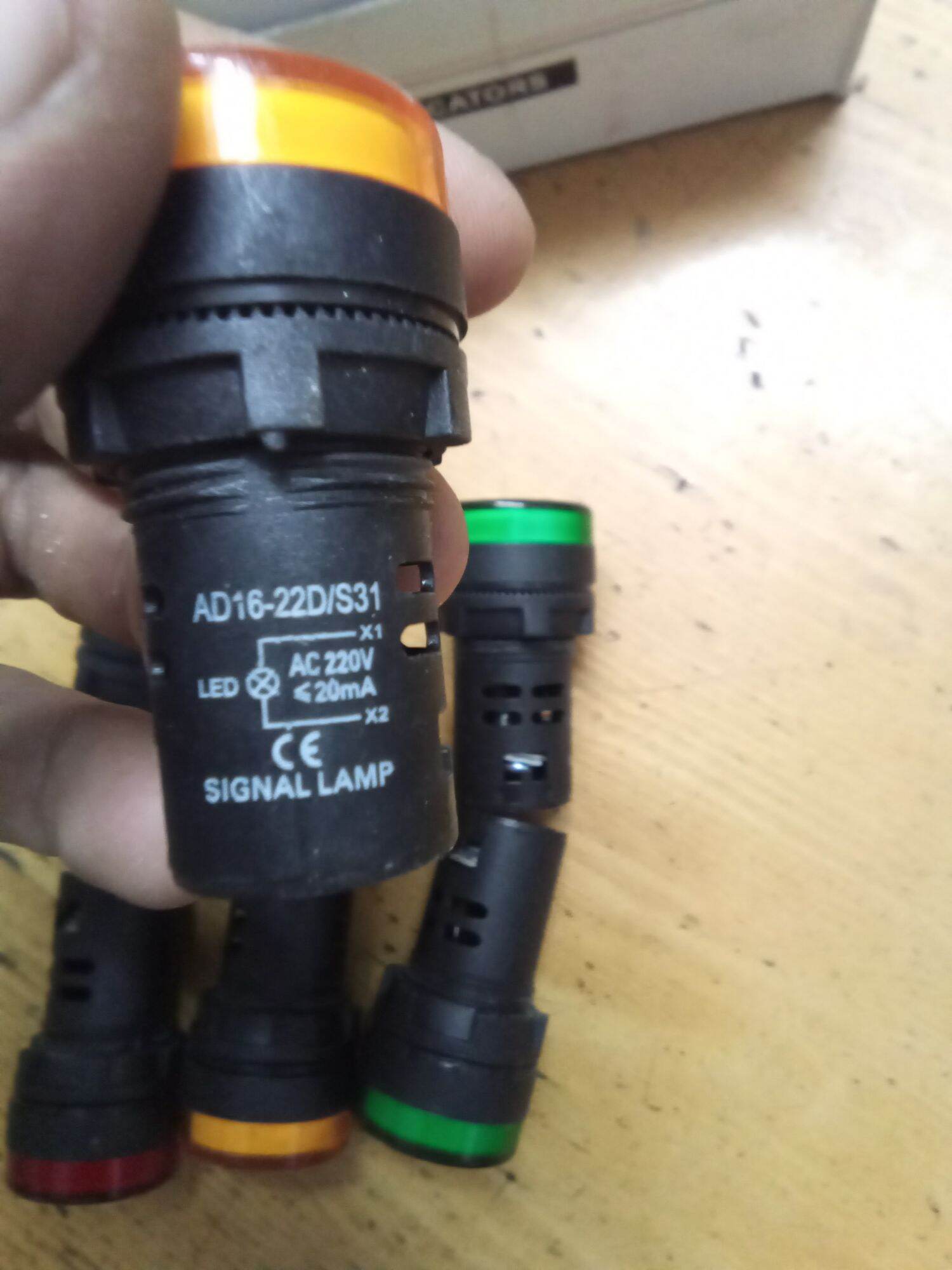 Combo 3 đèn báo tủ điện phi 22 đỏ vàng xanh 220v