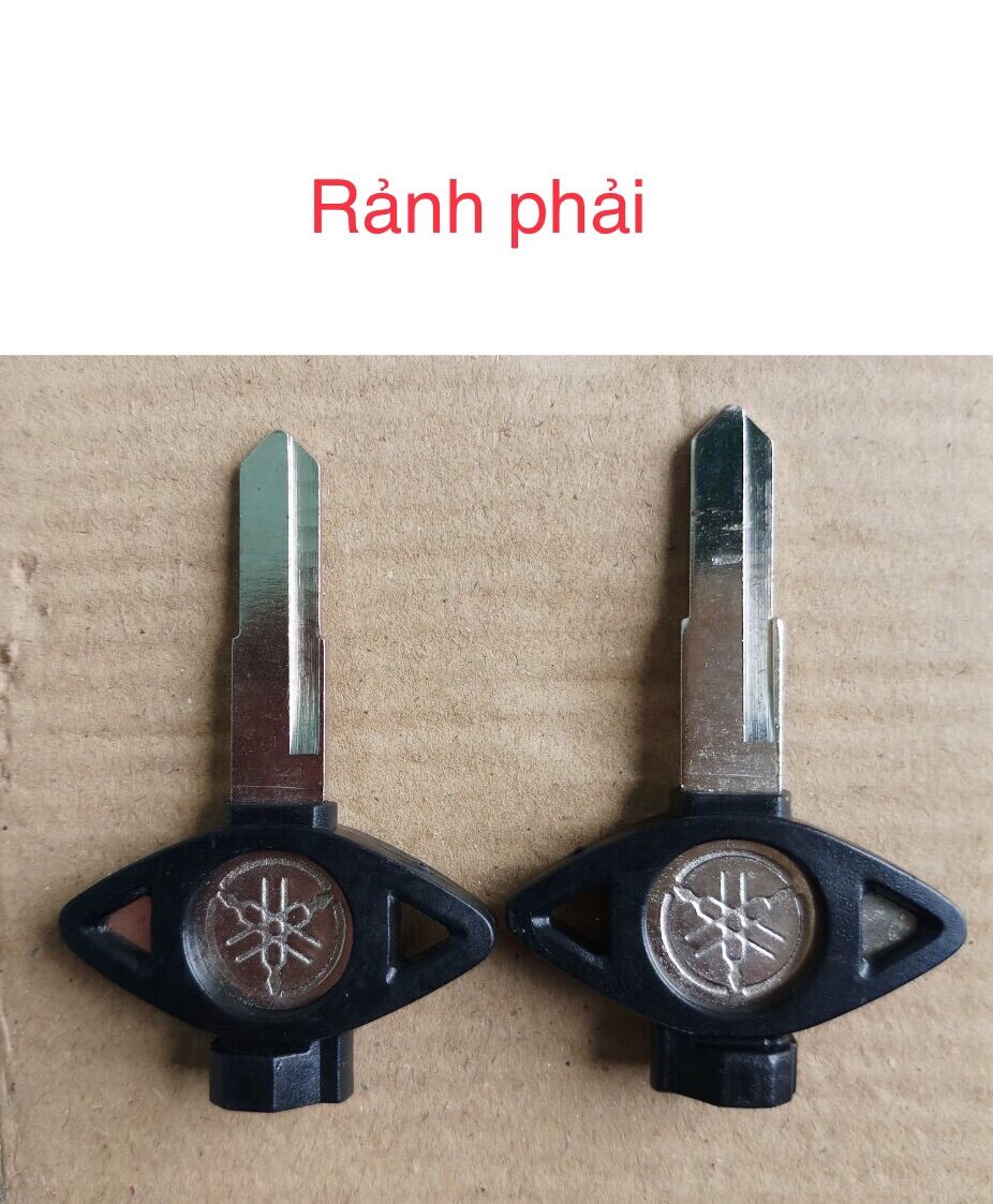 Combo 2 phôi chìa khoá xe YAMAHA ( rảnh phải )