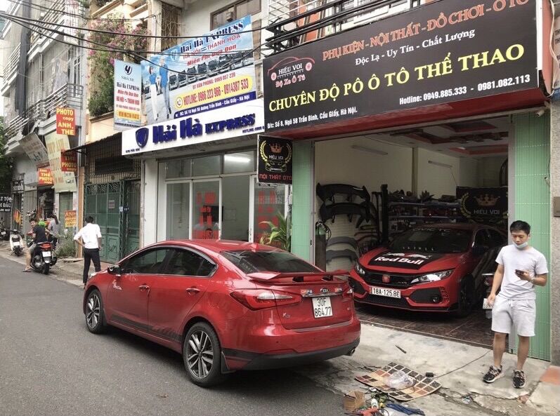 Đuôi gió thể thao các dòng xe sedan