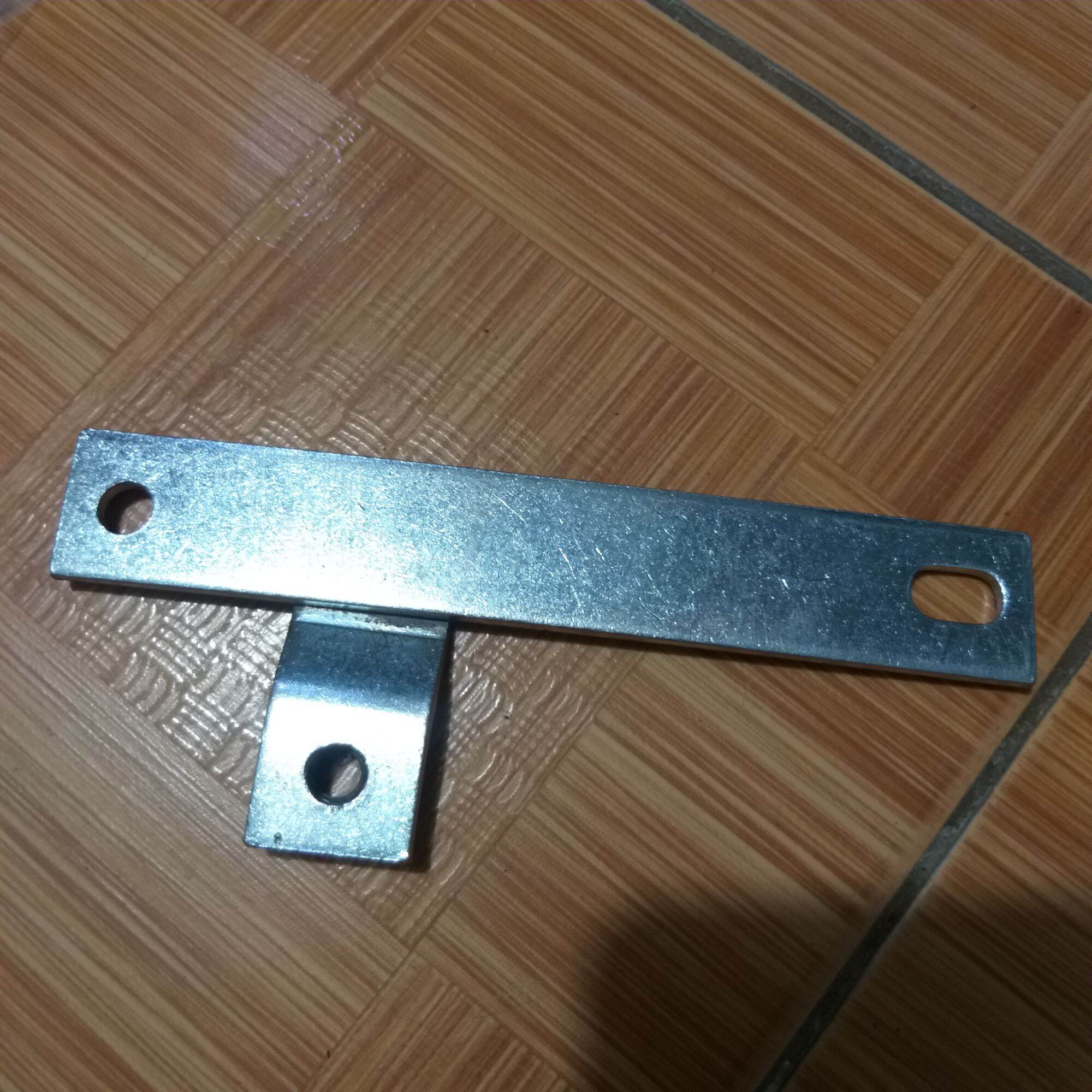 Tai bắt pô 2543 gắn cho xe DREAM việt, dùng để chế cho dream việt lên pô xe DREAM thái