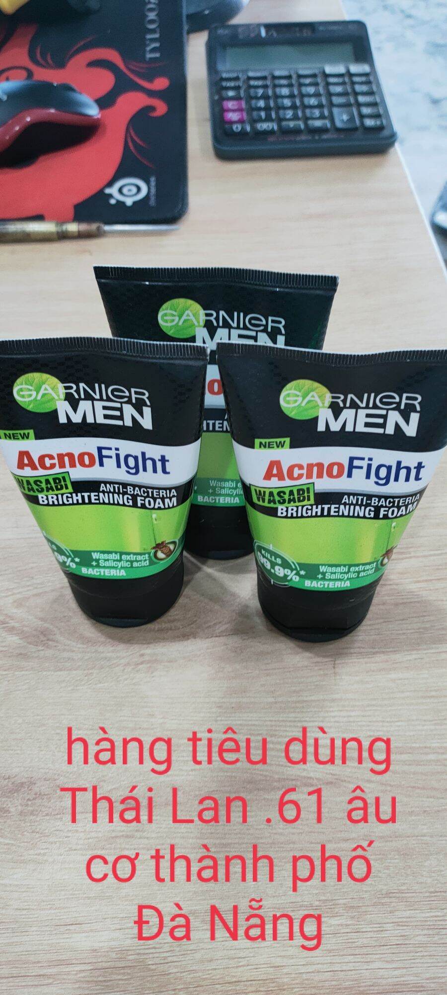 sữa rửa mặt ngừa mụn Garnier men acnofight