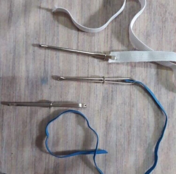 Dụng cụ luồn thun giúp luồn thun nhanh và dễ