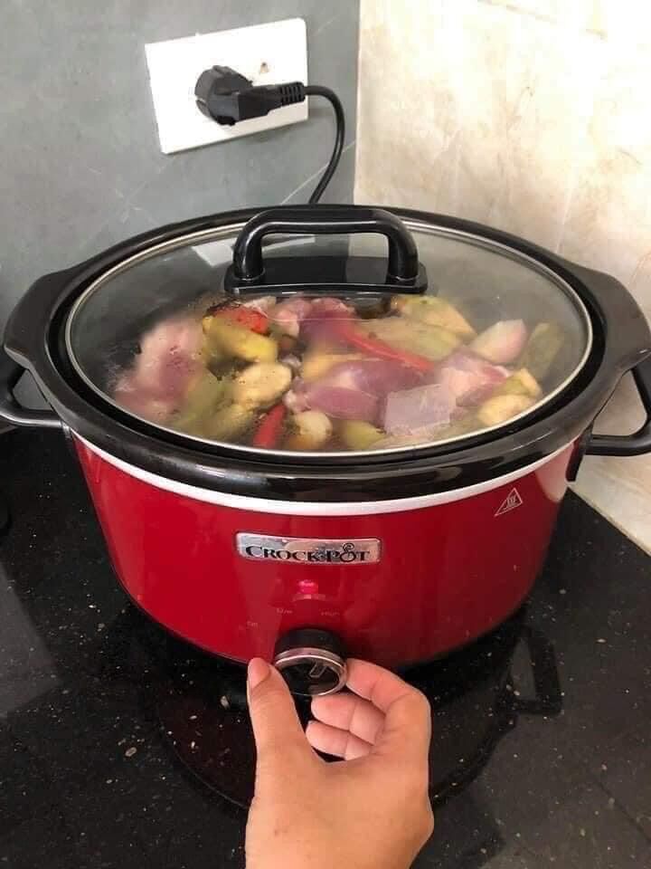 HÀNG ĐỨC NỒI NẤU CHẬM CROCKPOT 3.5L CAO CẤP