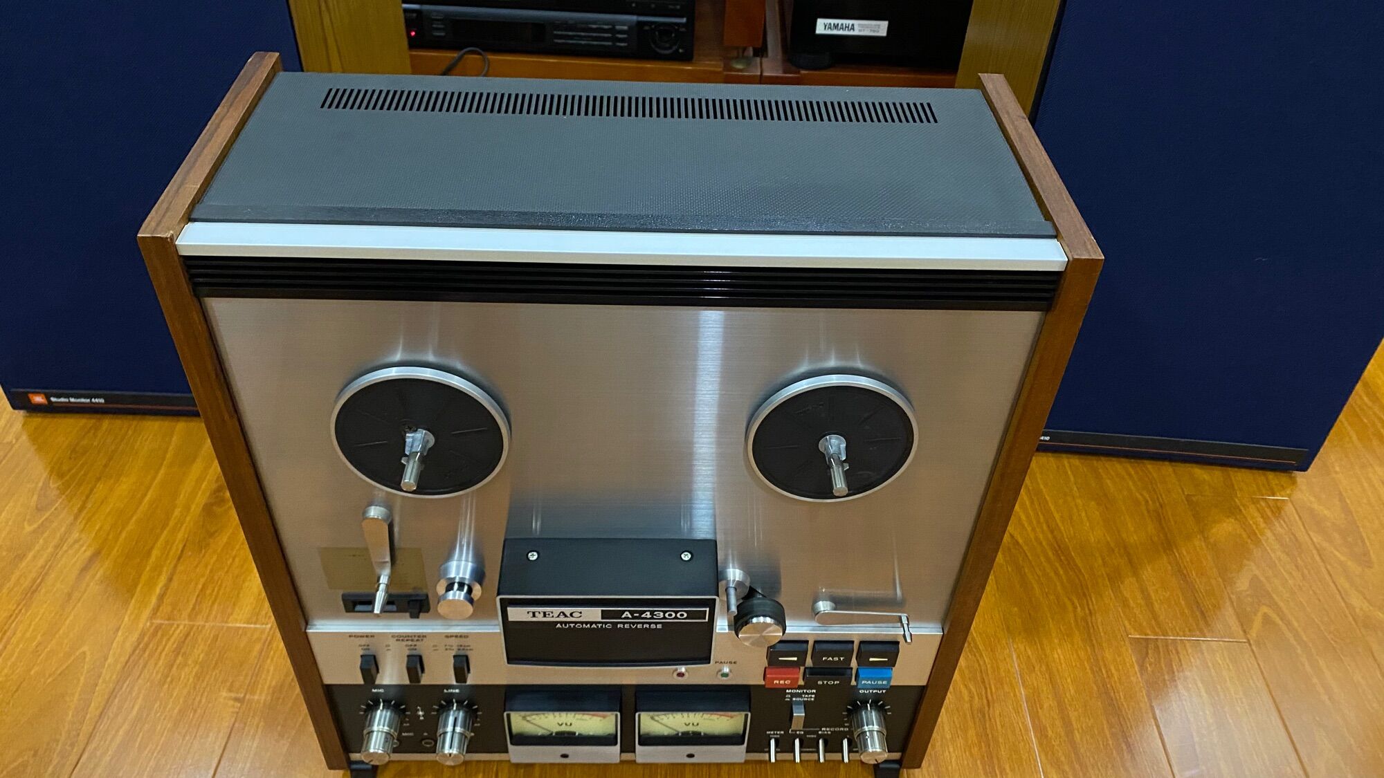 Loa Thùng TEAC S-300NEO
