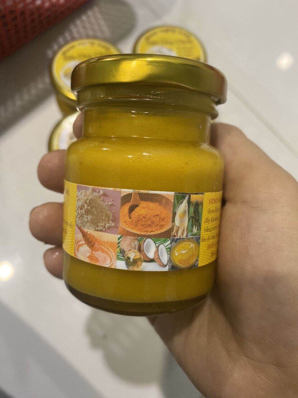 kem nghệ sữa ong chúa
