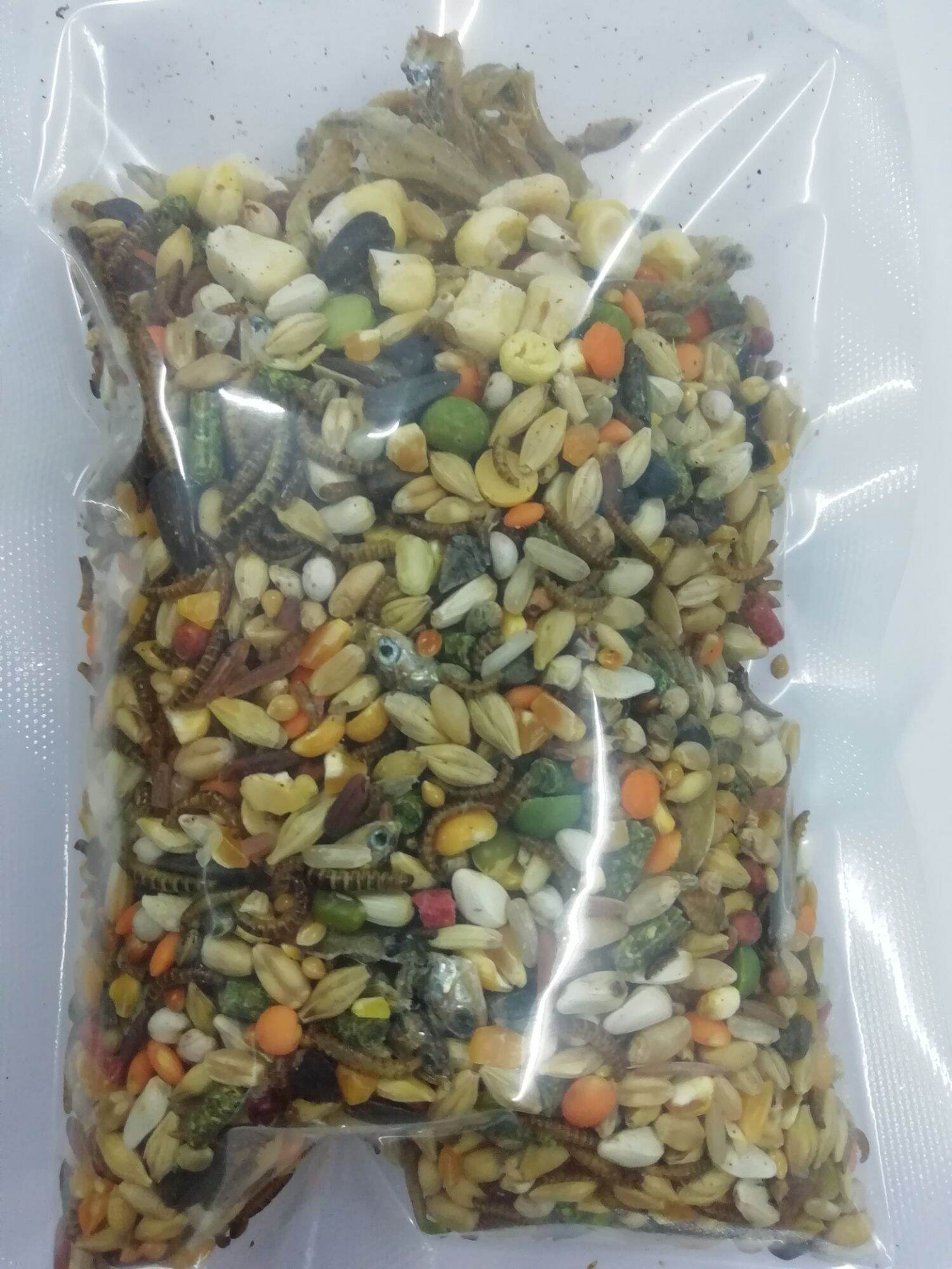 Thức ăn hamster hải sản gói 150g