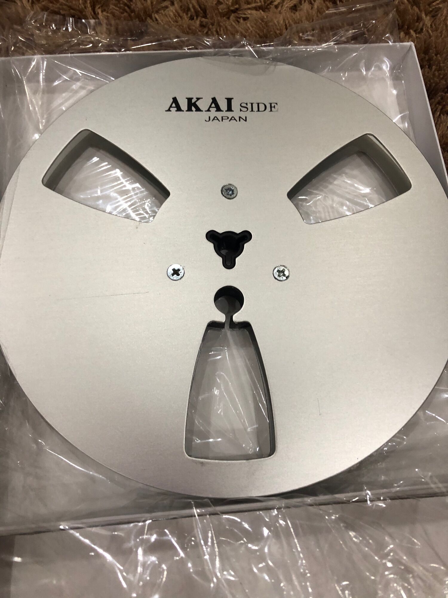 1 ĐÔI XƯƠNG NHÔM AKAI 7 INCH