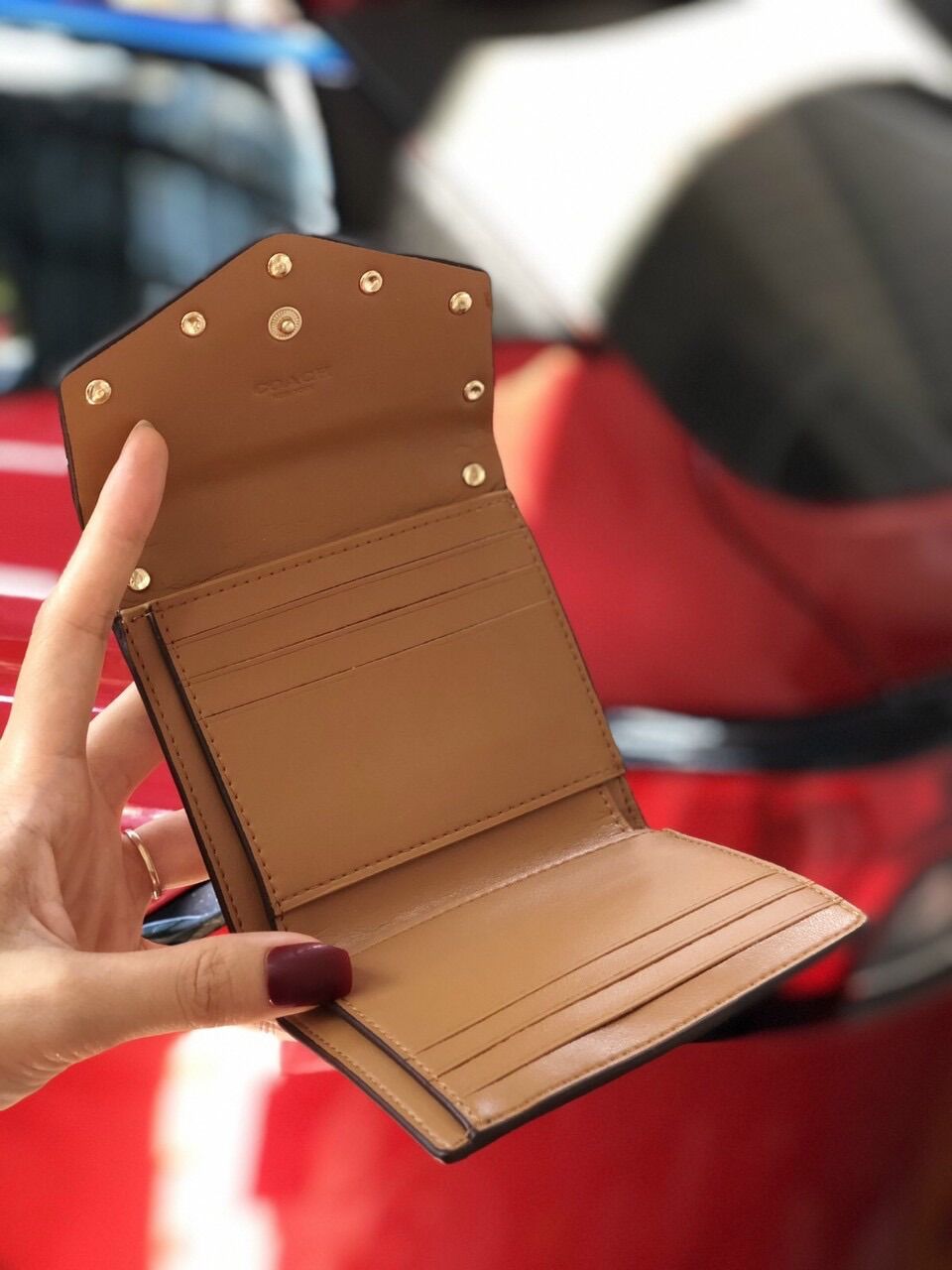 [HCM]Ví Coach mini đính kim loại sang chảnh