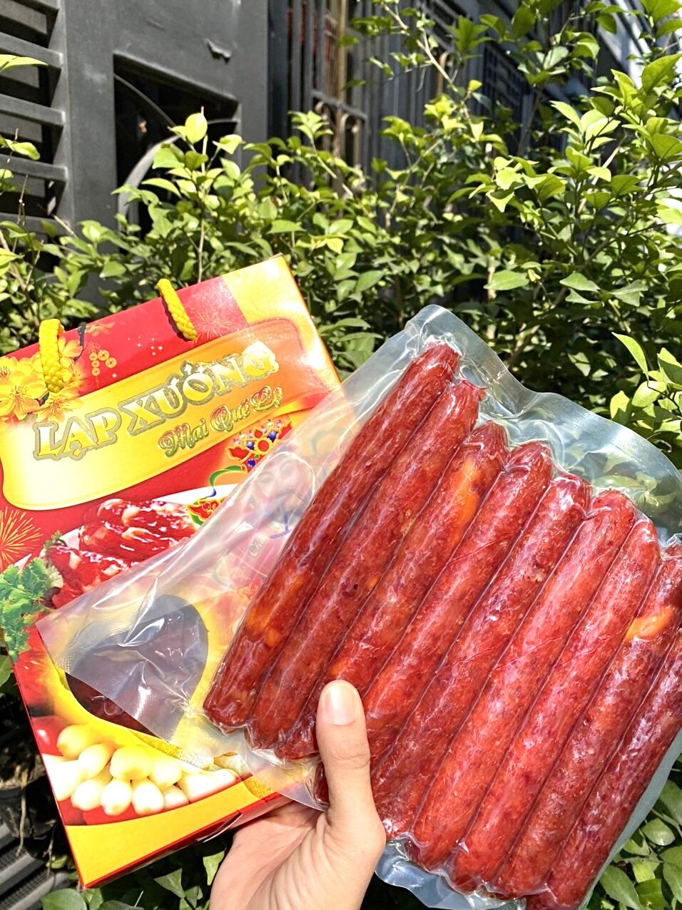 Lạp Xưởng Tôm Trứng Muối 500g