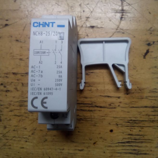 Khởi Động Từ 1 Pha CHINT NCH8-25/20 (25A)