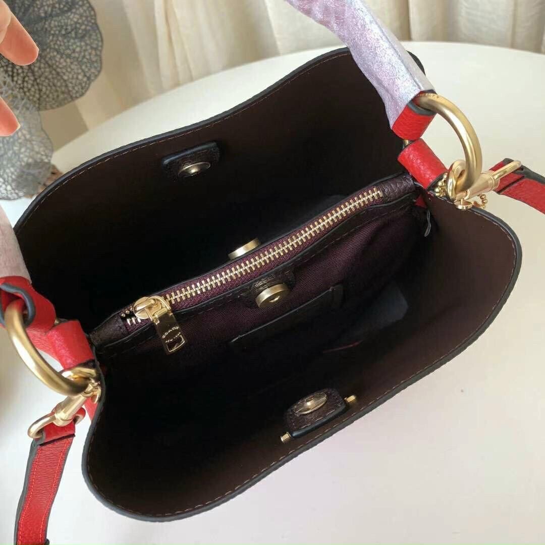 Coach bucket dư xịn màu hiếm