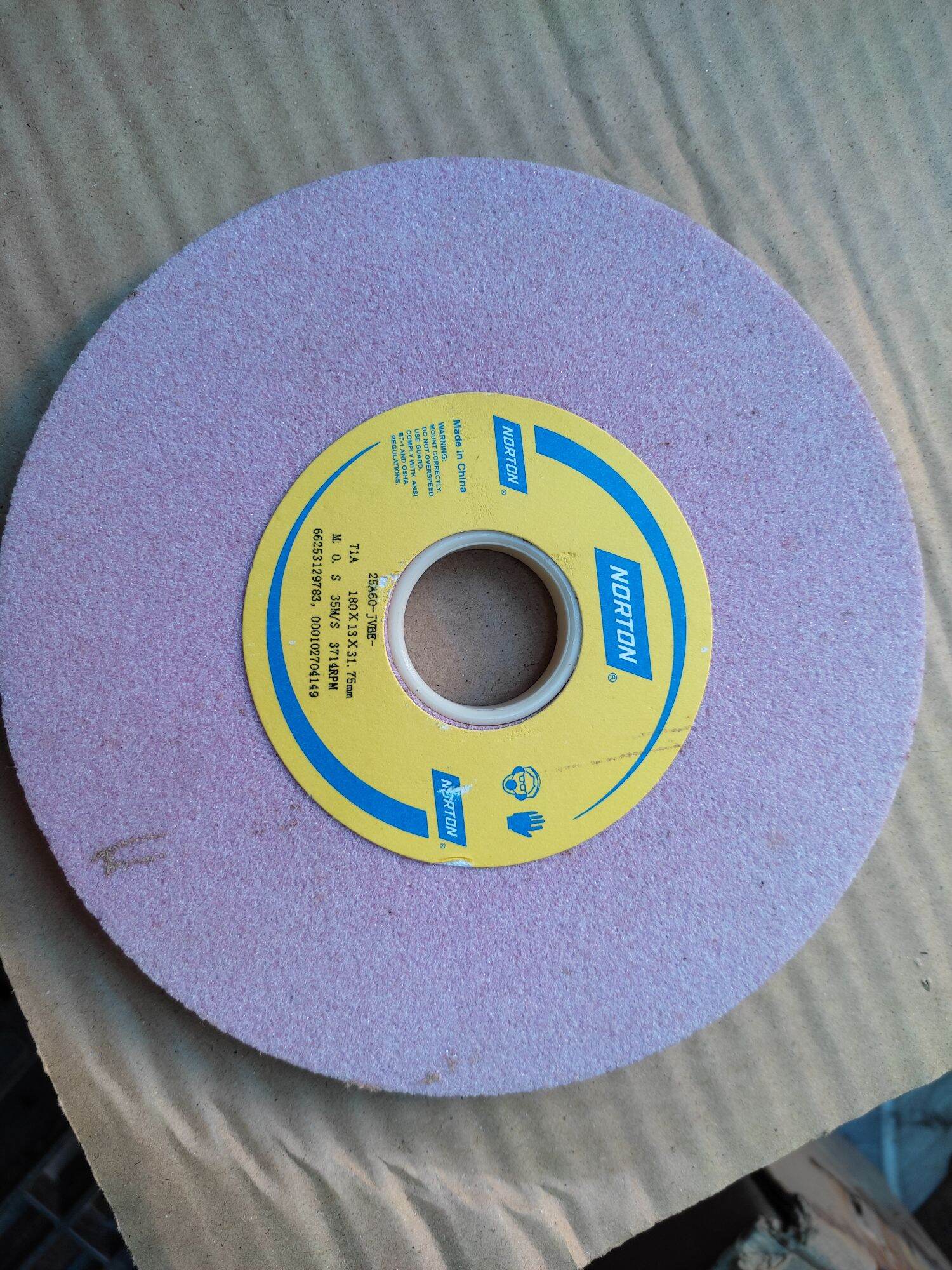 Đá mài Norton 180x13x31.75 mm độ mịn 60 loại hạt Aluminum Oxide 25A