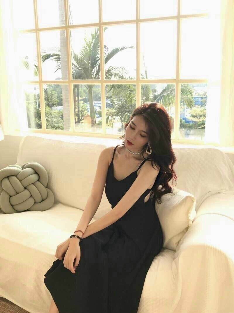 Đầm maxi 2 dây hở lưng