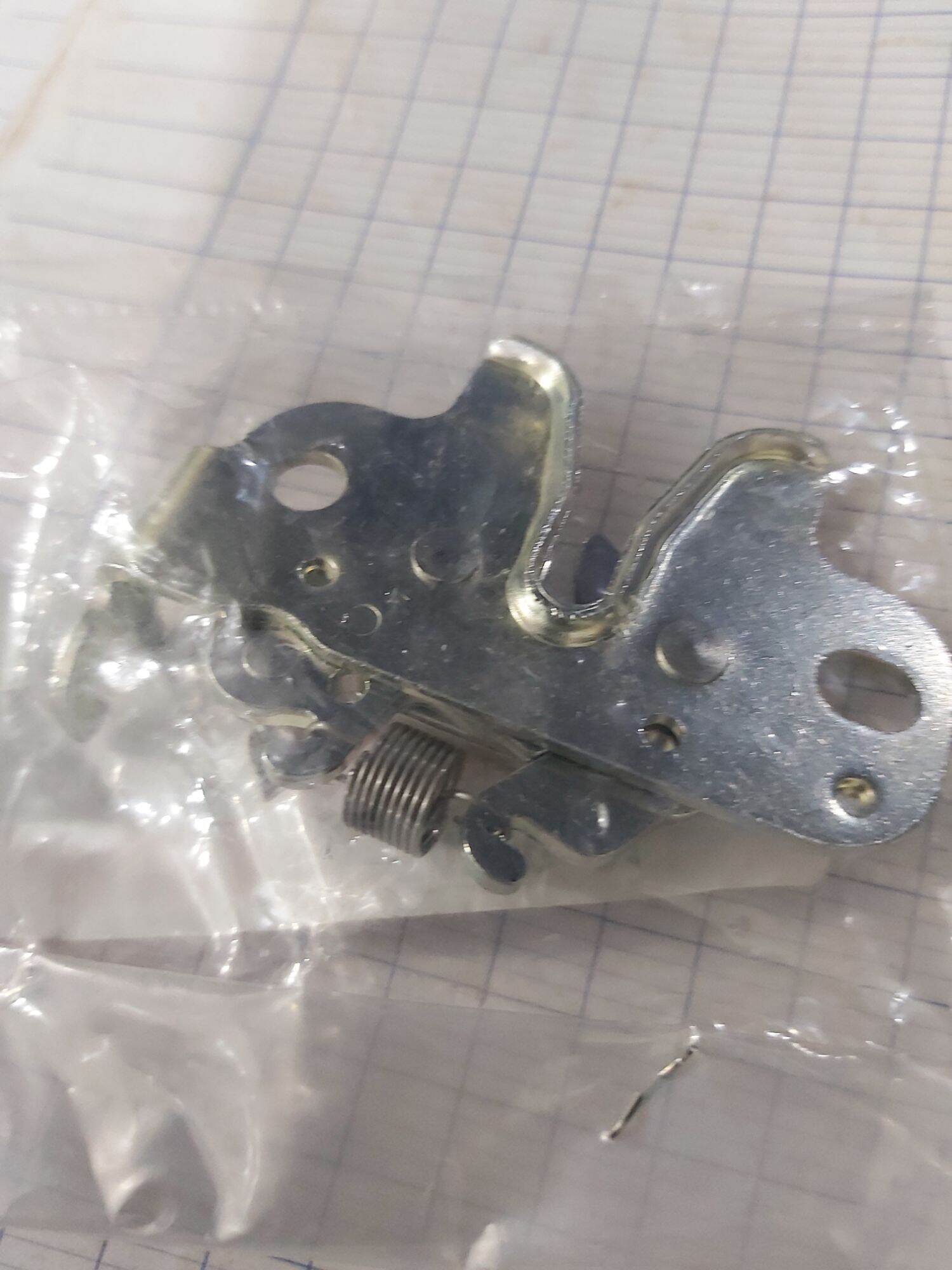 Pát khóa yên exciter 150 novo lx