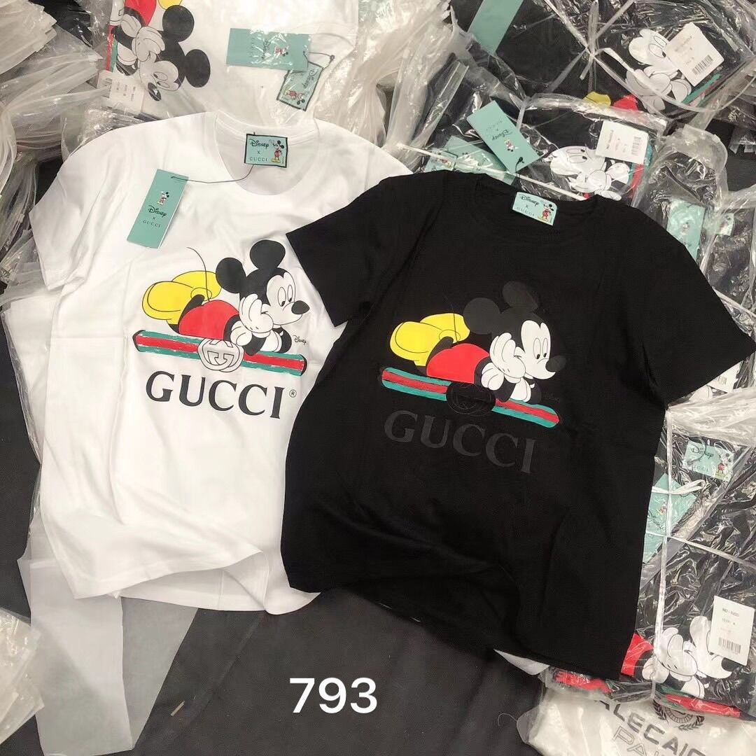 Áo thun chuột Mickey màu đen