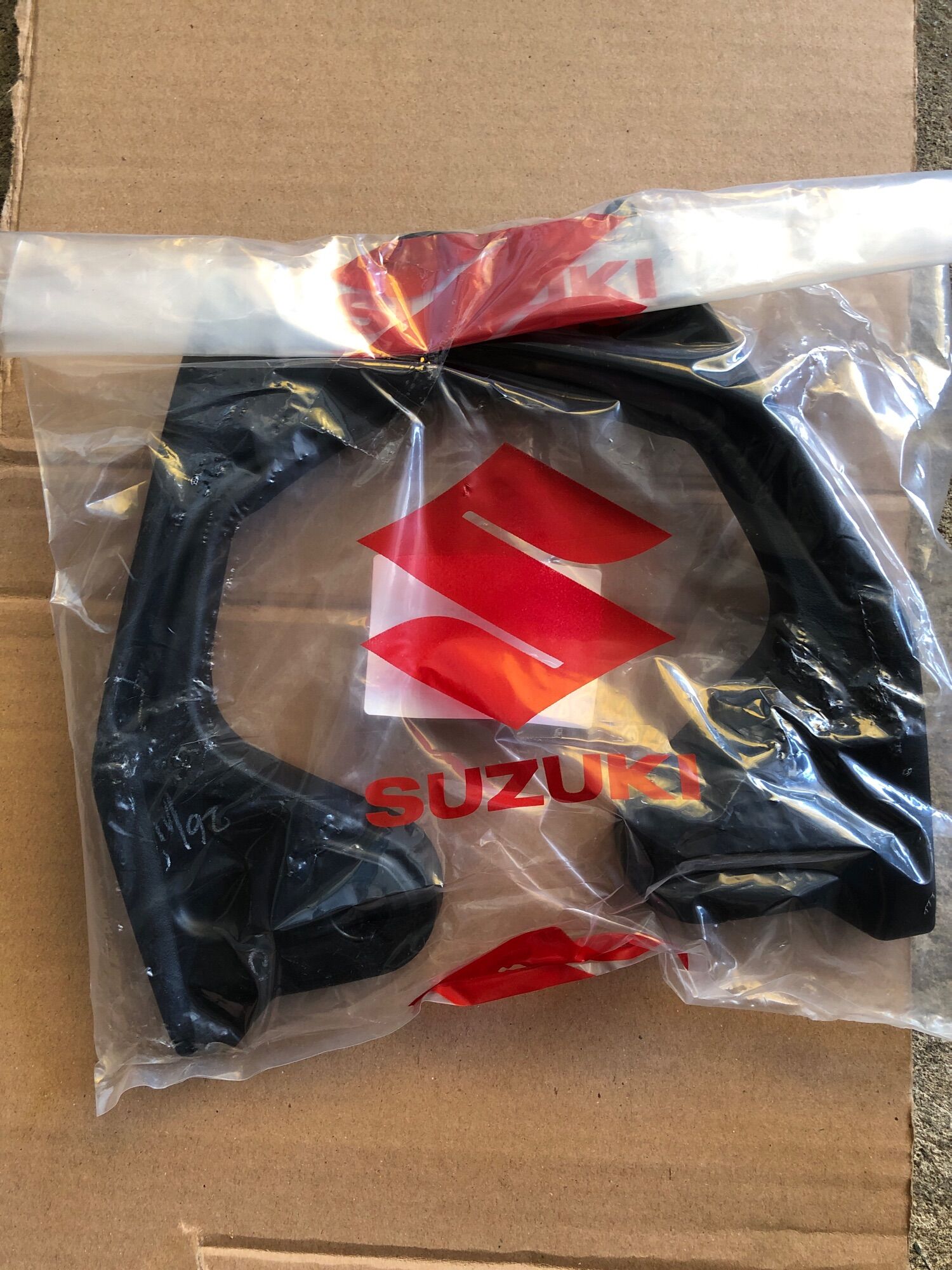Cảng sau Satria Raider fi suzuki