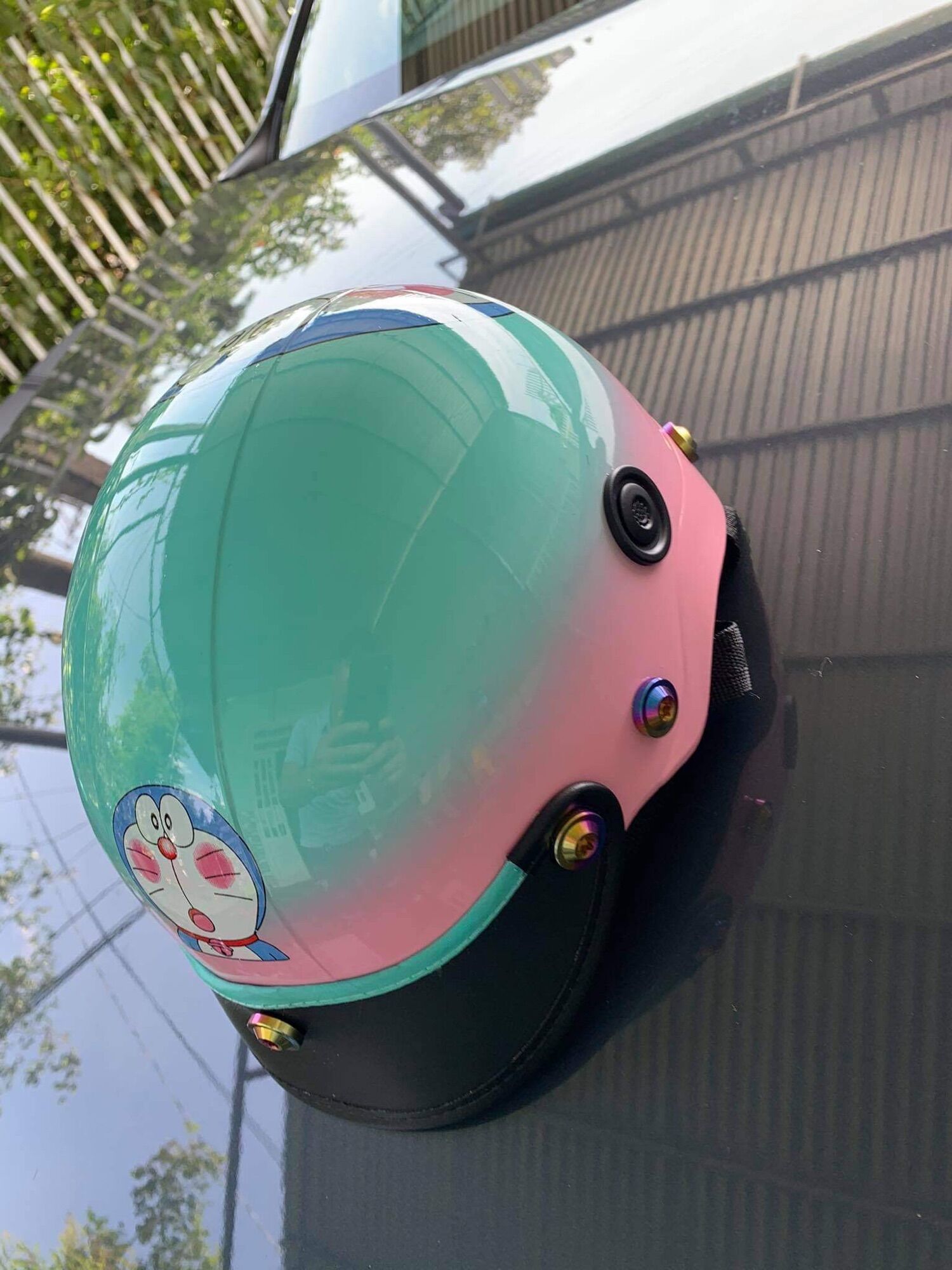 Nón doraemon gắn 7 ốc titan. Đc xem hàng