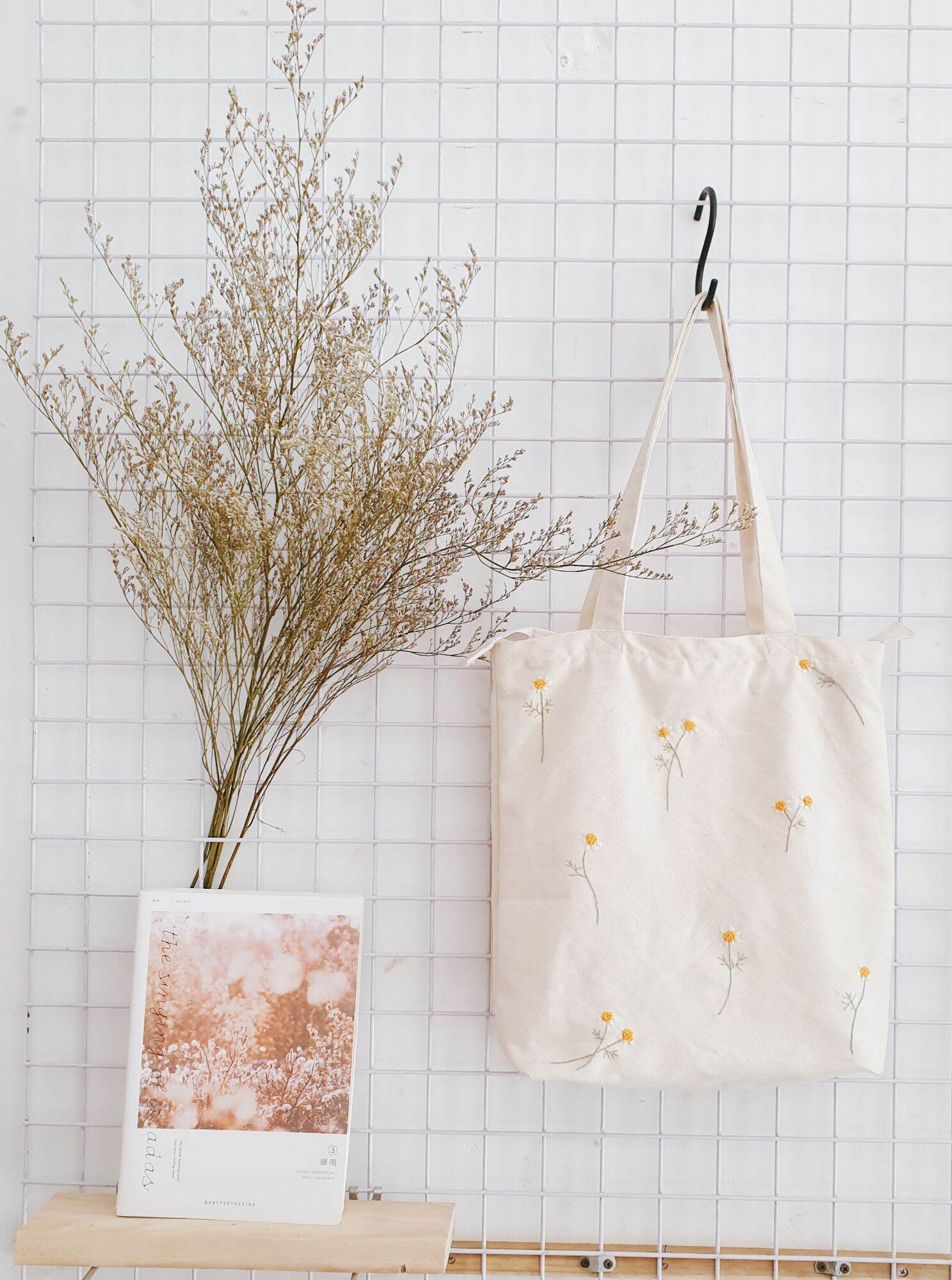 túi tote họa tiết thêu hoa Cúc Nhí