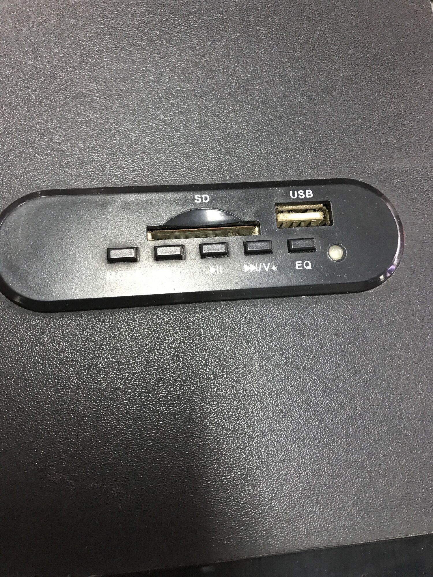 Loa vi tính Microtek MT-870U /2.1 - 25W