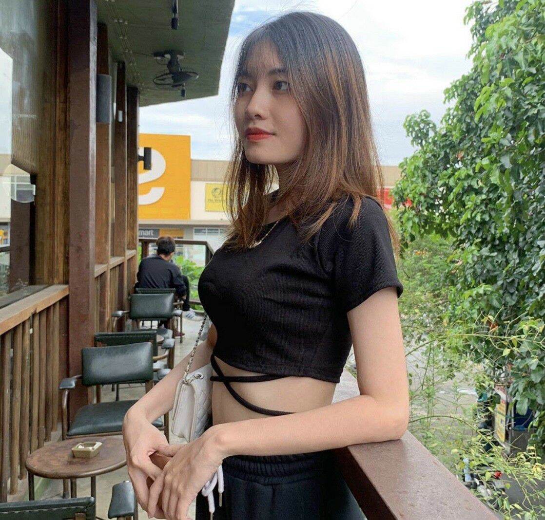 ÁO KIỂU CROPTOP DÂY BUỘC EO