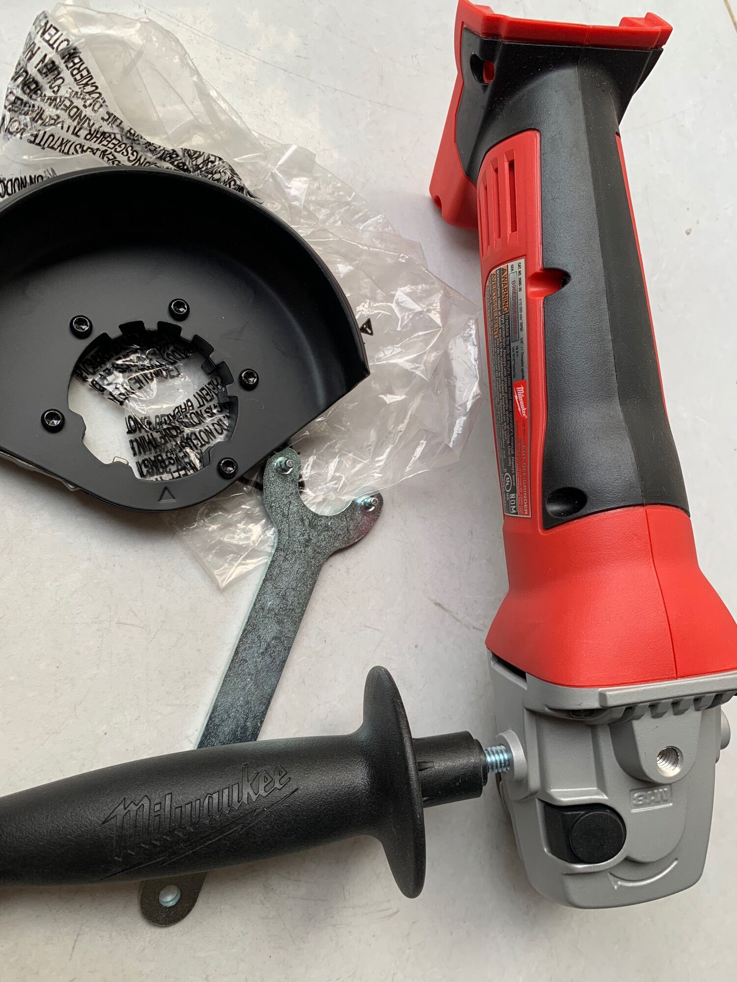 [HCM]Mài milwaukee m18 ( than máy)
