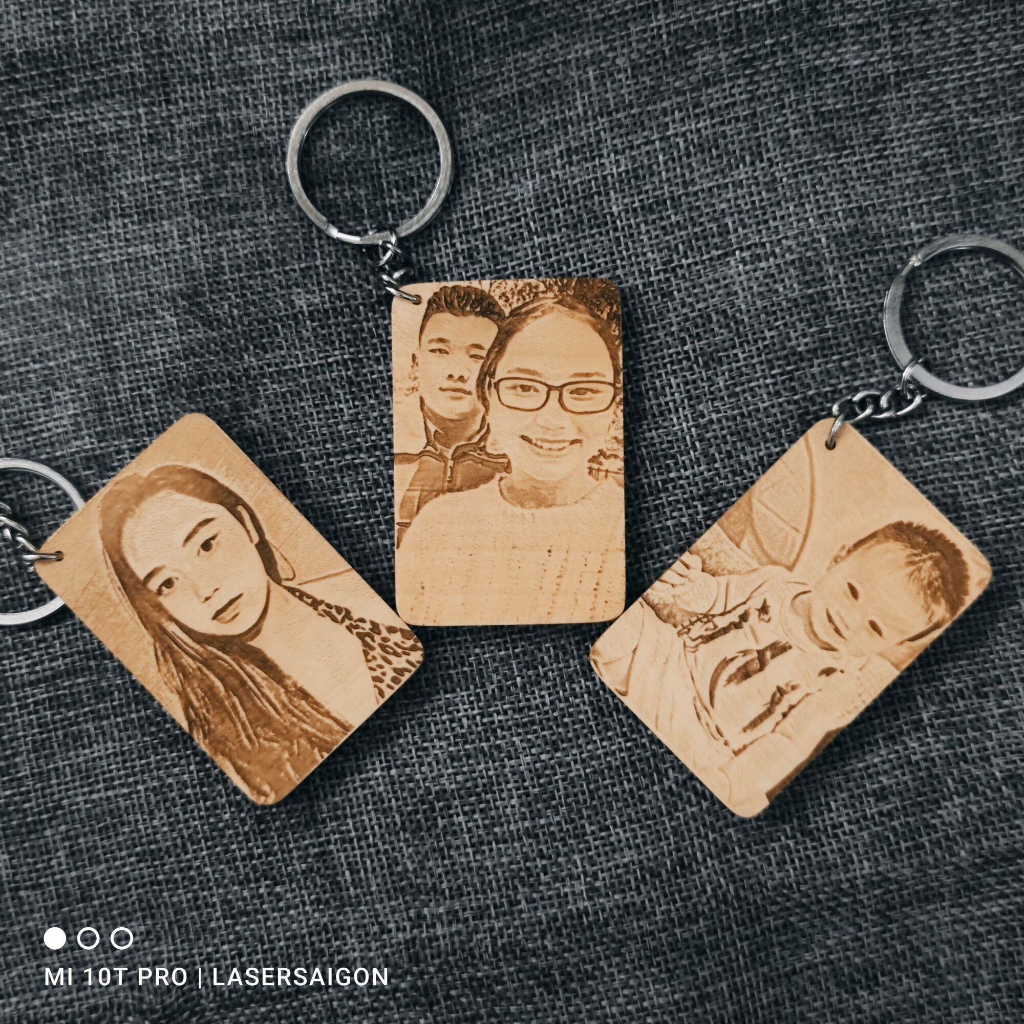 [HCM]Móc khoá gỗ khắc hình khắc tên hình ảnh chân dung ~ khắc theo yêu cầu