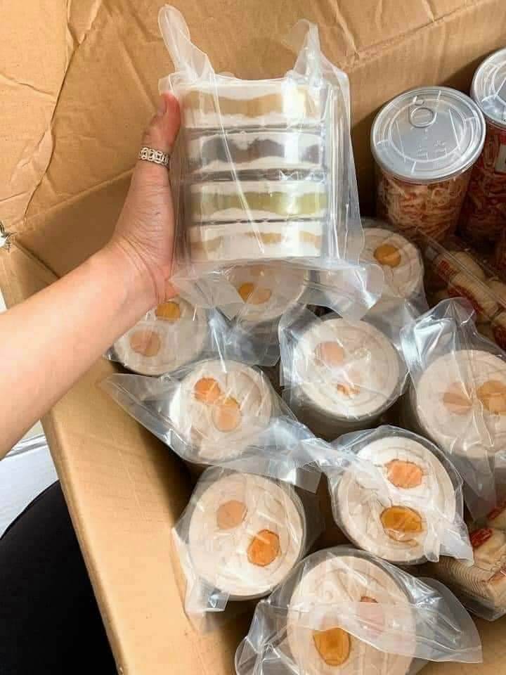 Bánh in nhân trứng muối 4 cái