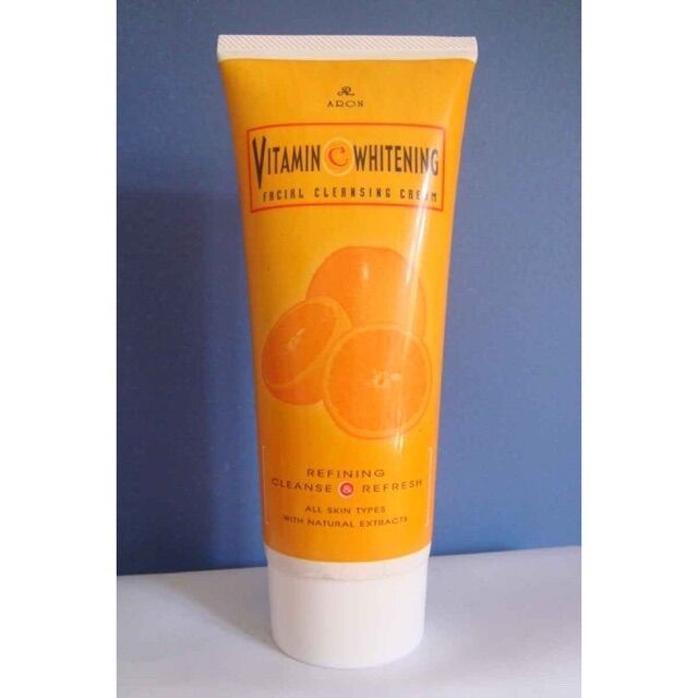 Sữa rửa mặt Aron vitamin C thái lan 190g
