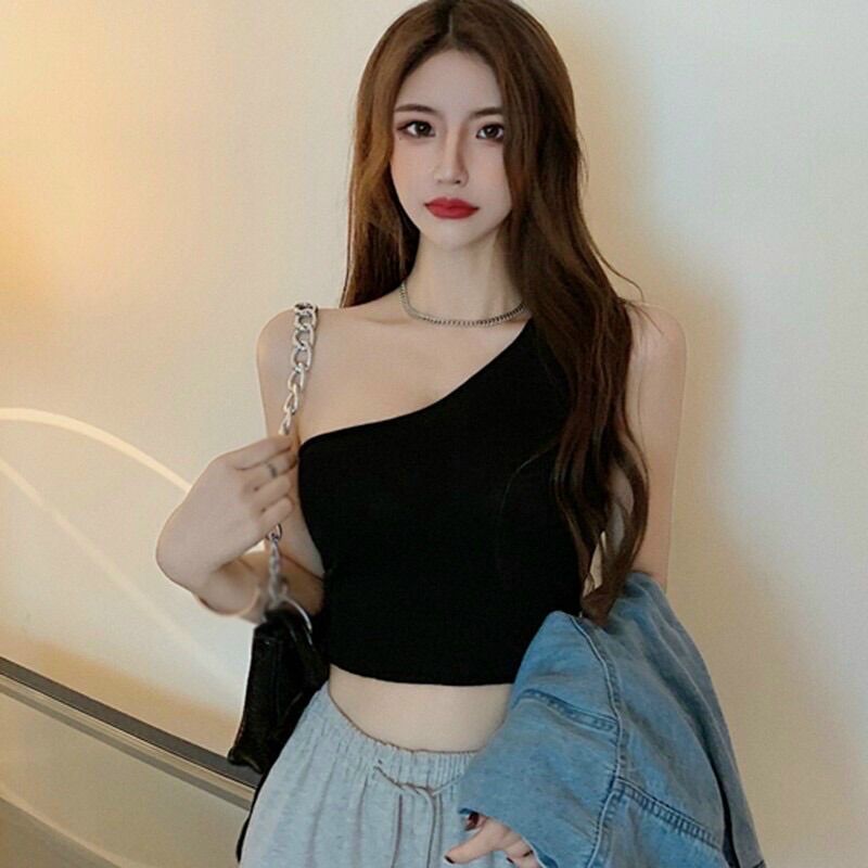 Áo 3 lỗ lệch vai hot trend