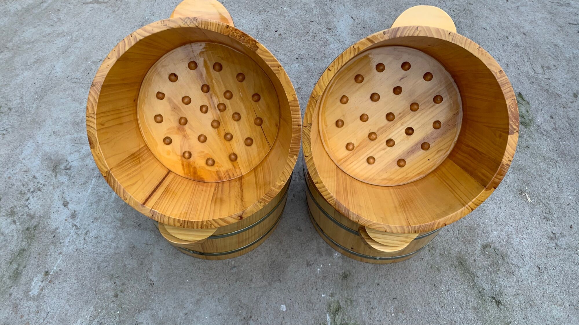 chậu ngâm chân gỗ thông có hạt