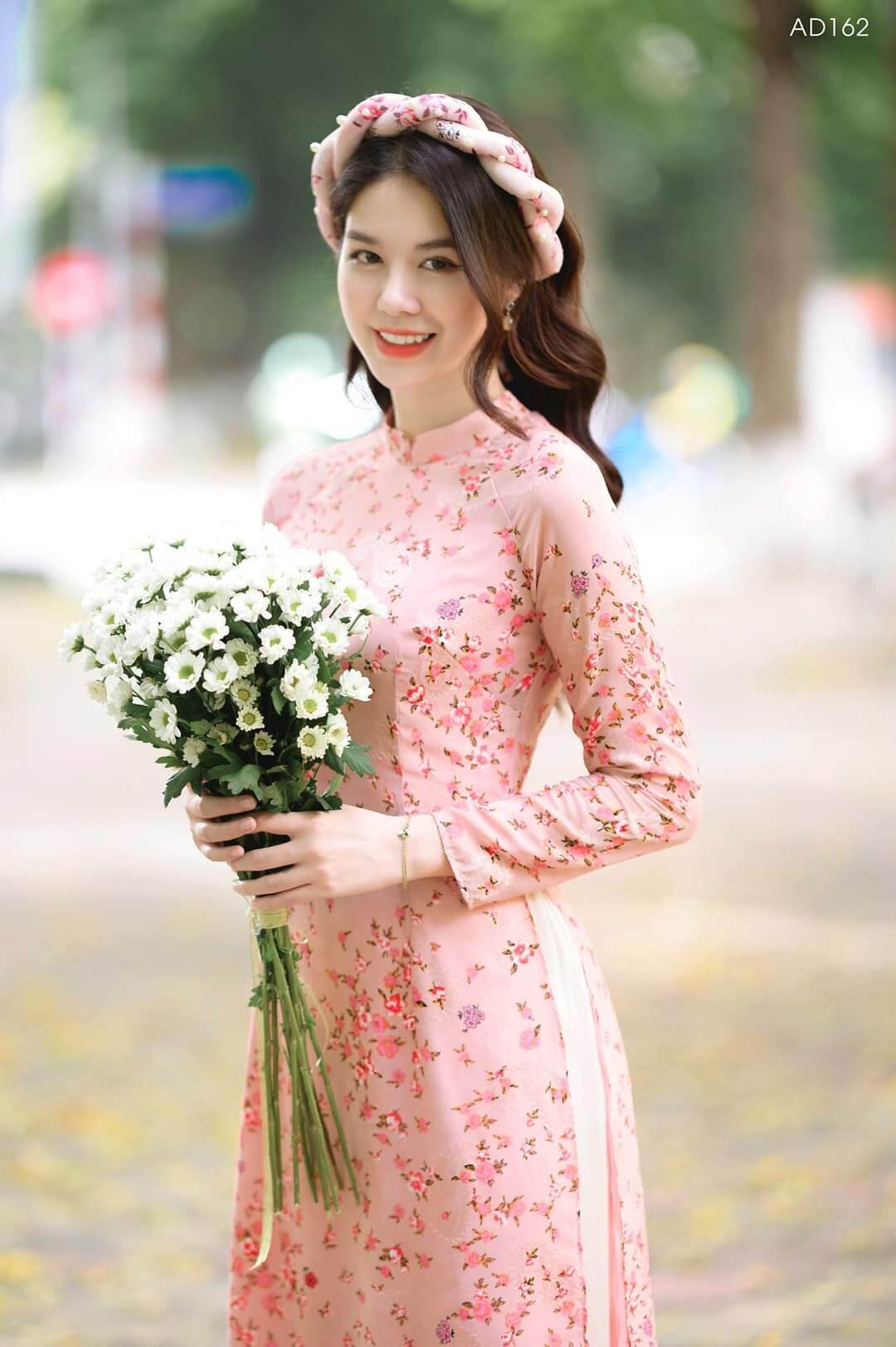 Áo dài voan tơ ép 4 tà