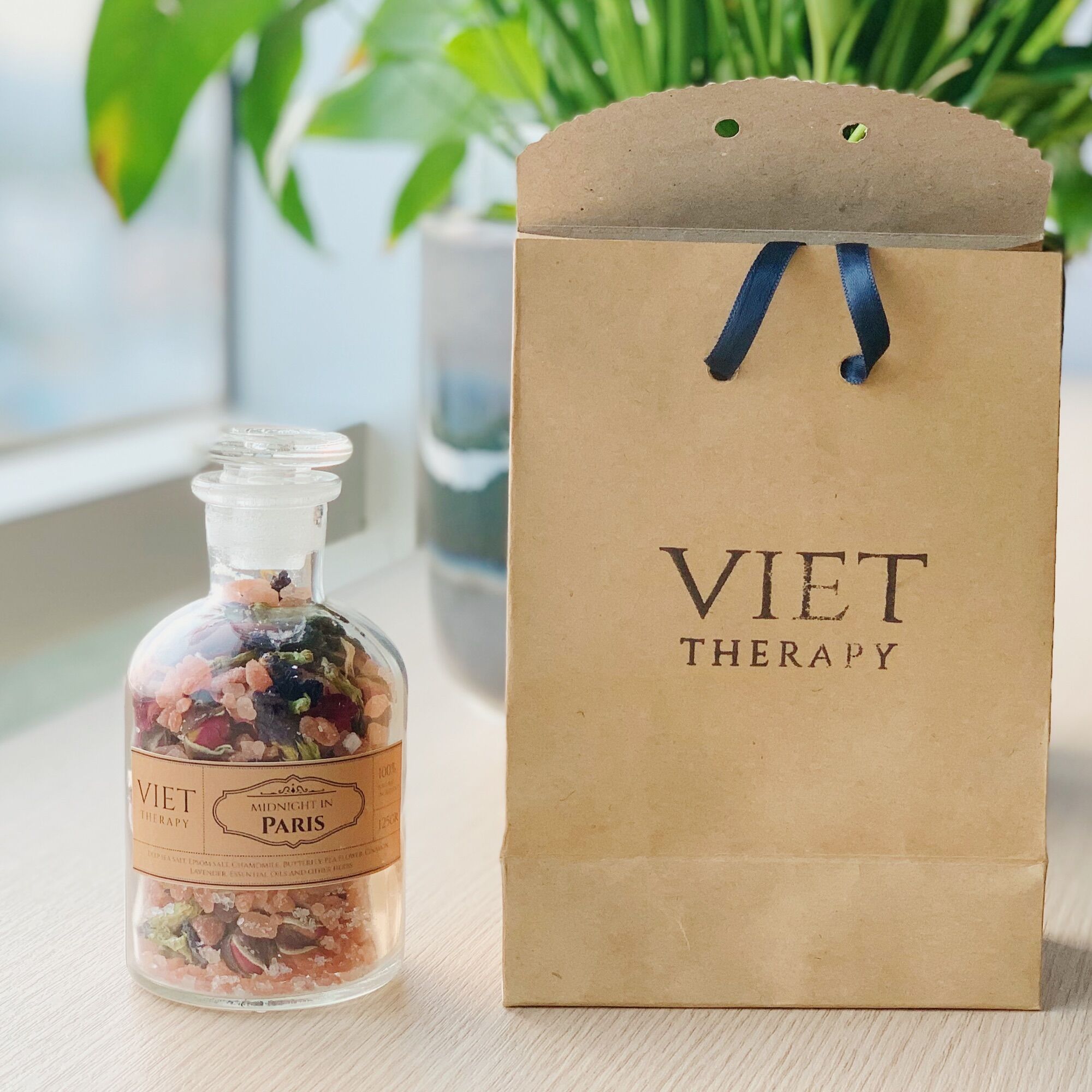 Muối Himalaya ngâm chân thảo dược Gừng ngải cứu gỗ thông