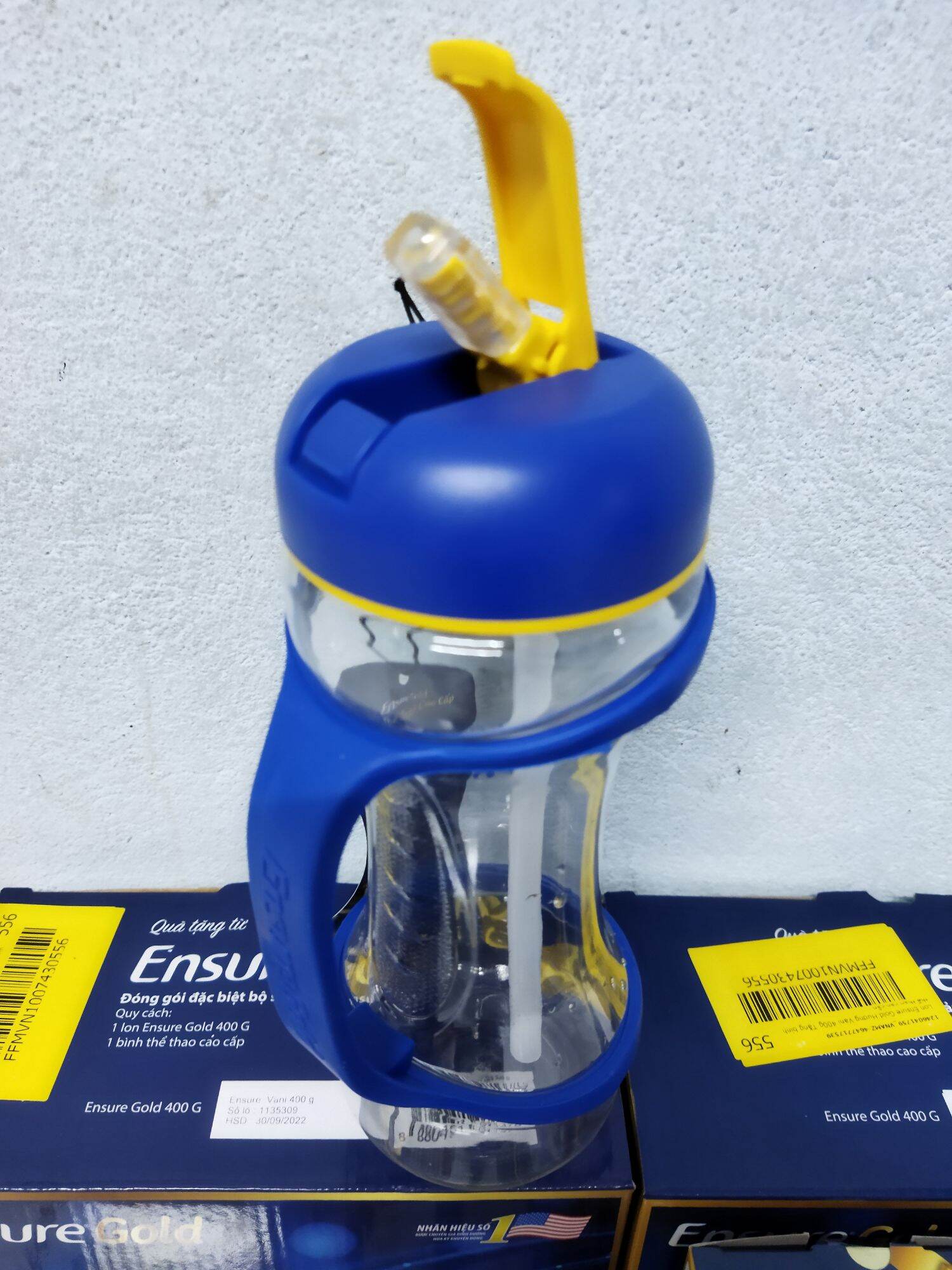 Bình nước thể thao cao cấp Ensure 600ml
