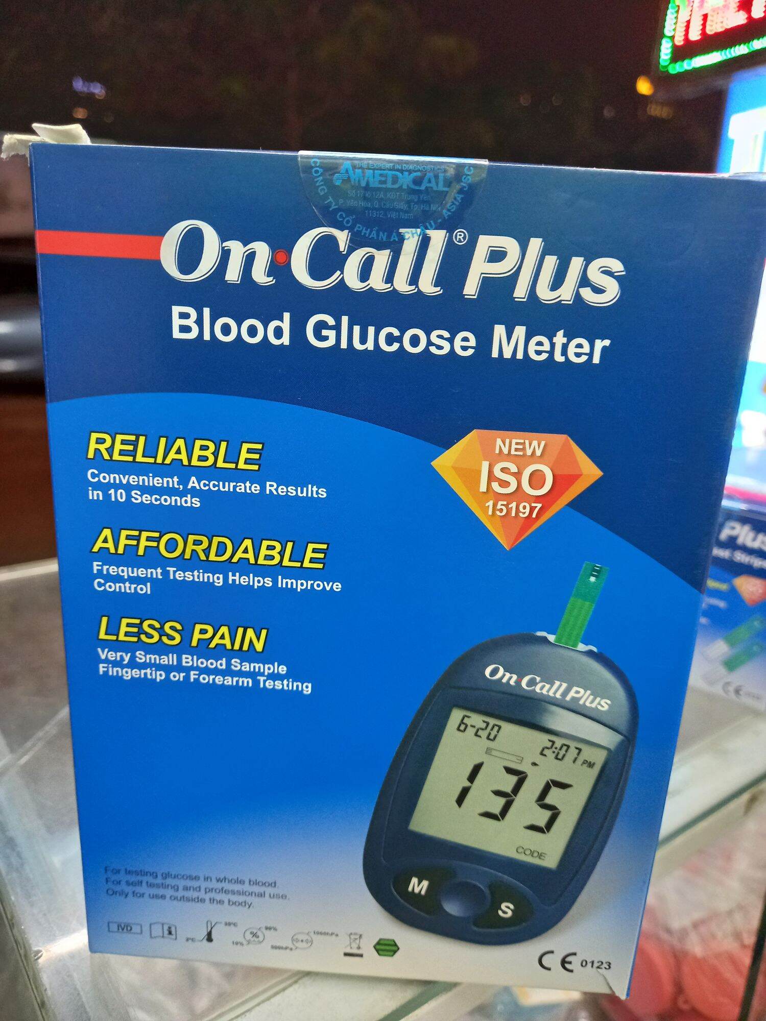 Que thử máy đo đường huyết Acon On Call Plus