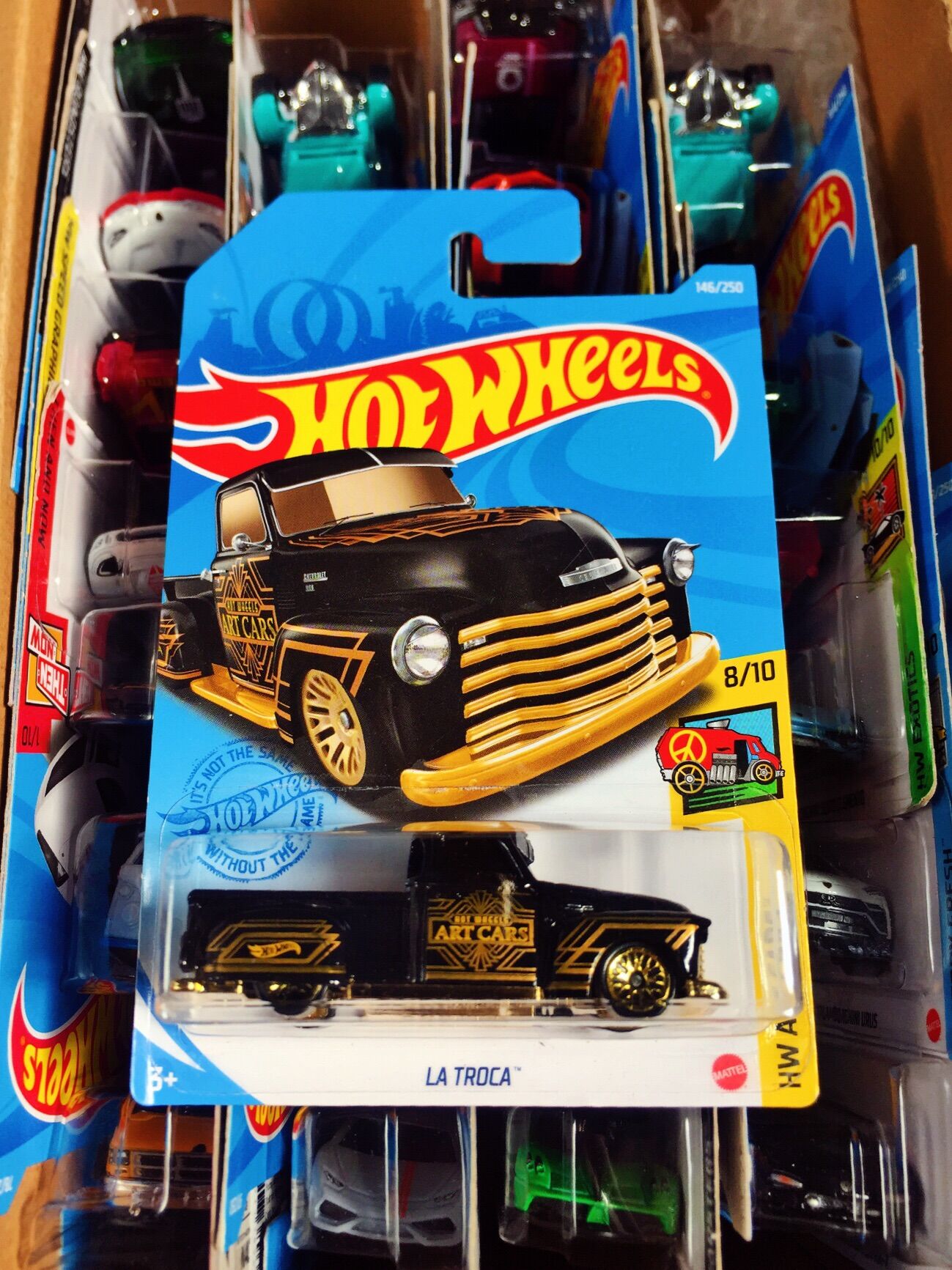 Xe mô hình hot wheels tỉ lệ 1:64 "la troca"