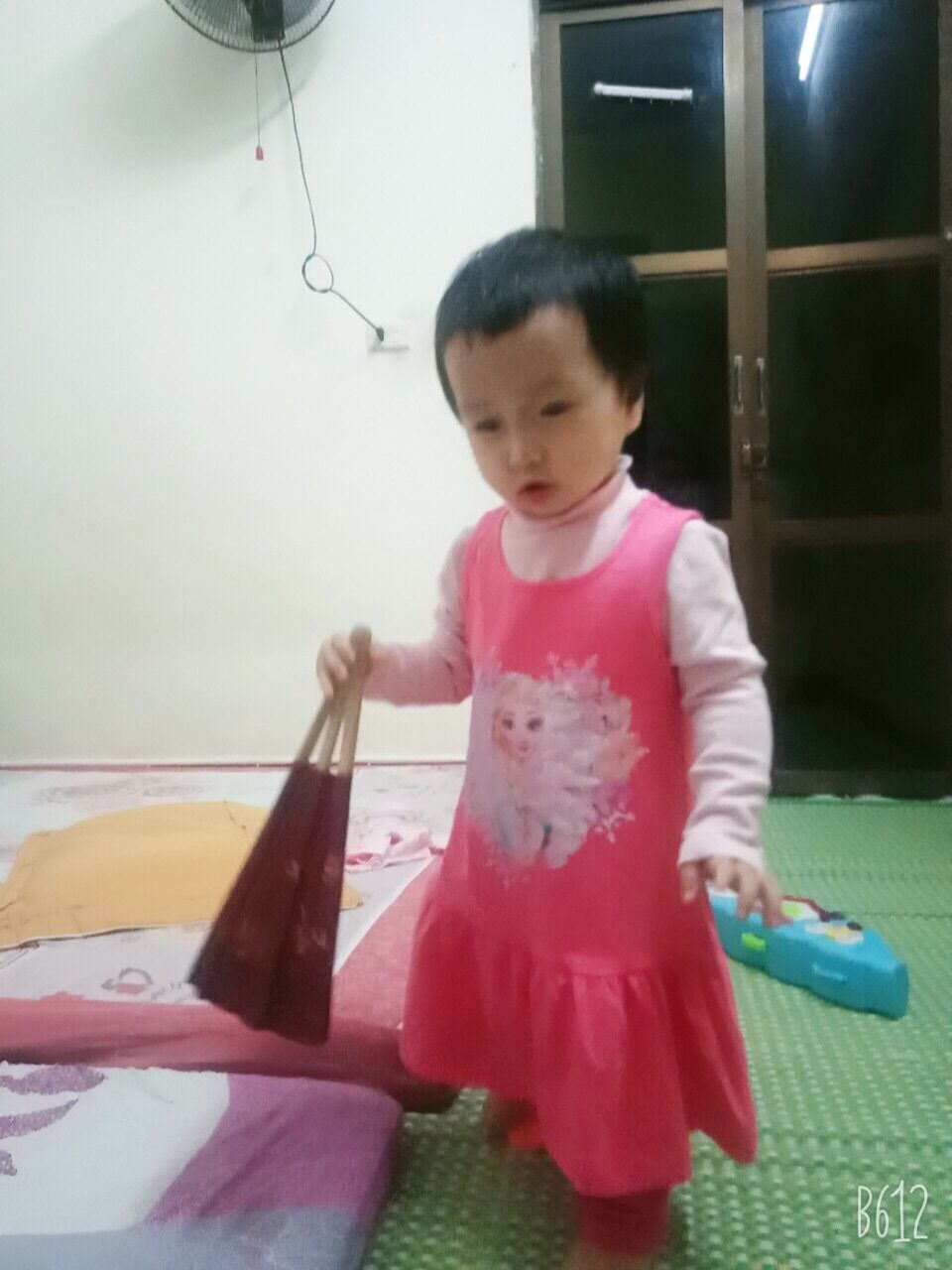 Váy elsa cho bé gái từ 1-8 tuổi