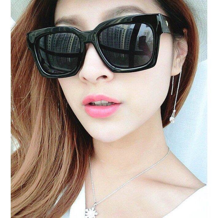 Mắt kính chữ V thời trang nam nữ