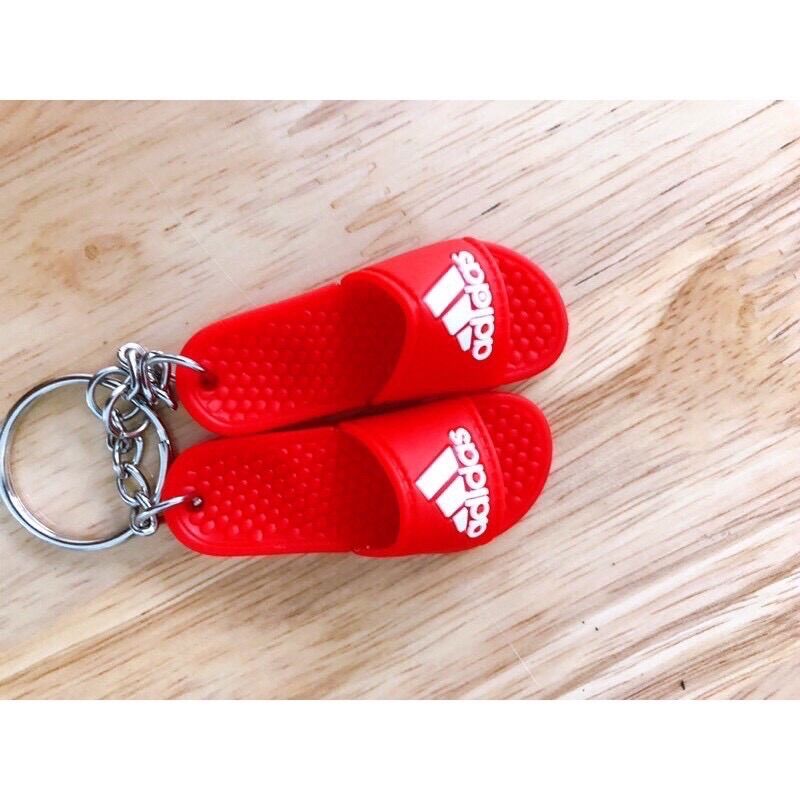 [HCM]Móc khóa đôi dép ( ngẫu nhiên màu )